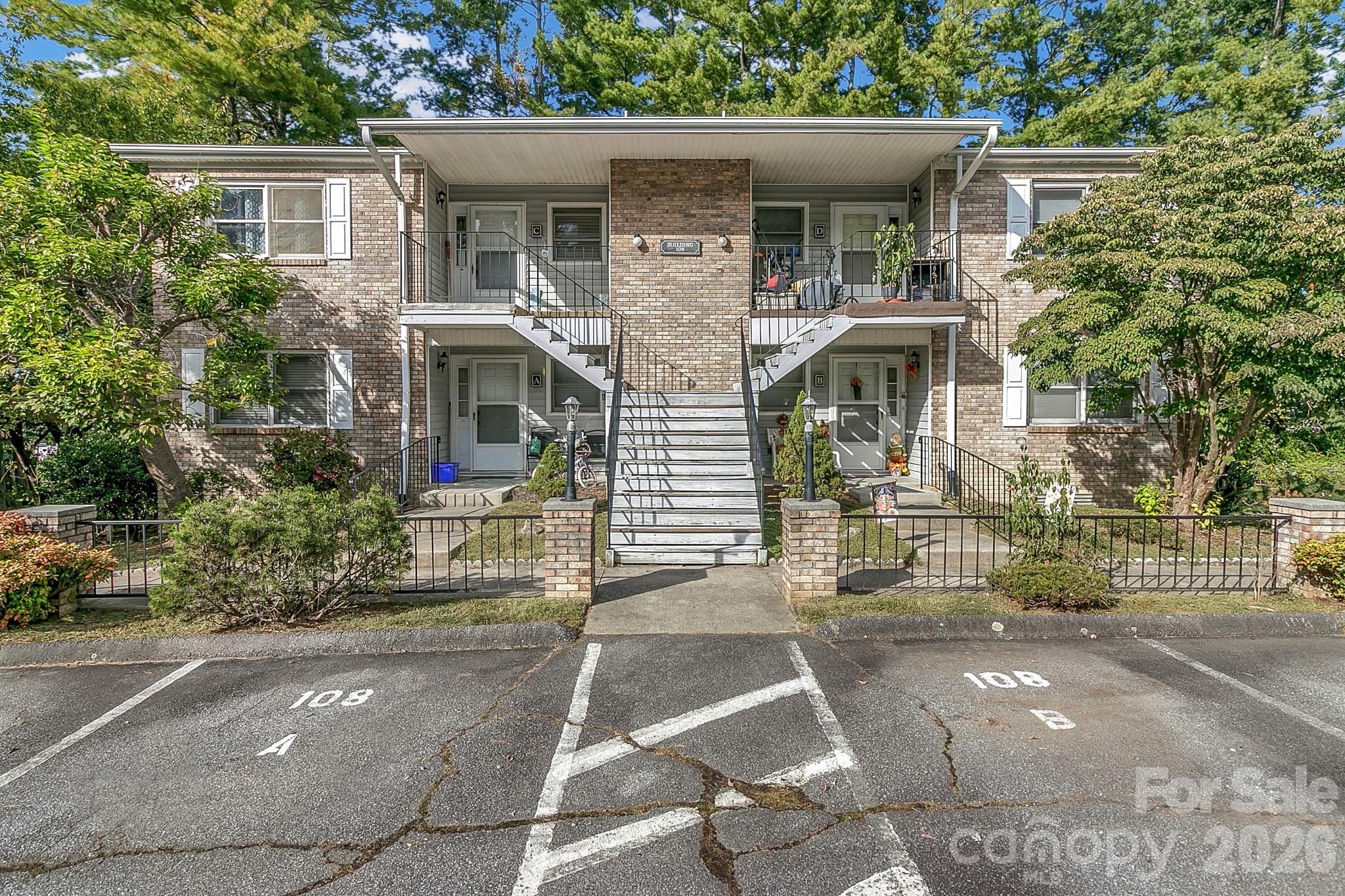 108 Meadow Park Lane #C — photo