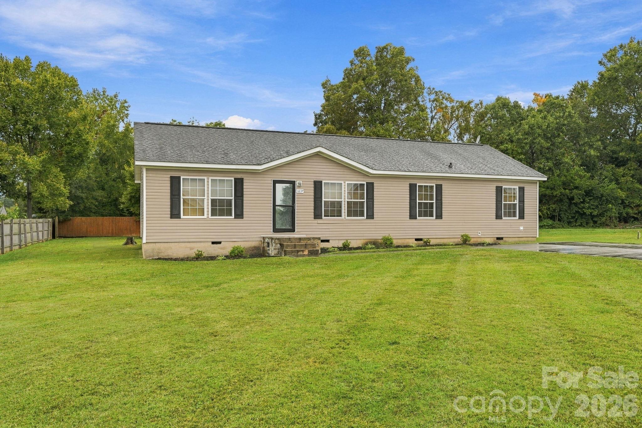 1037 Appledown Court — photo