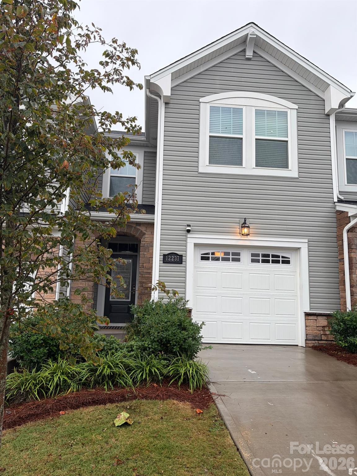 12237 Gambrell Drive — photo