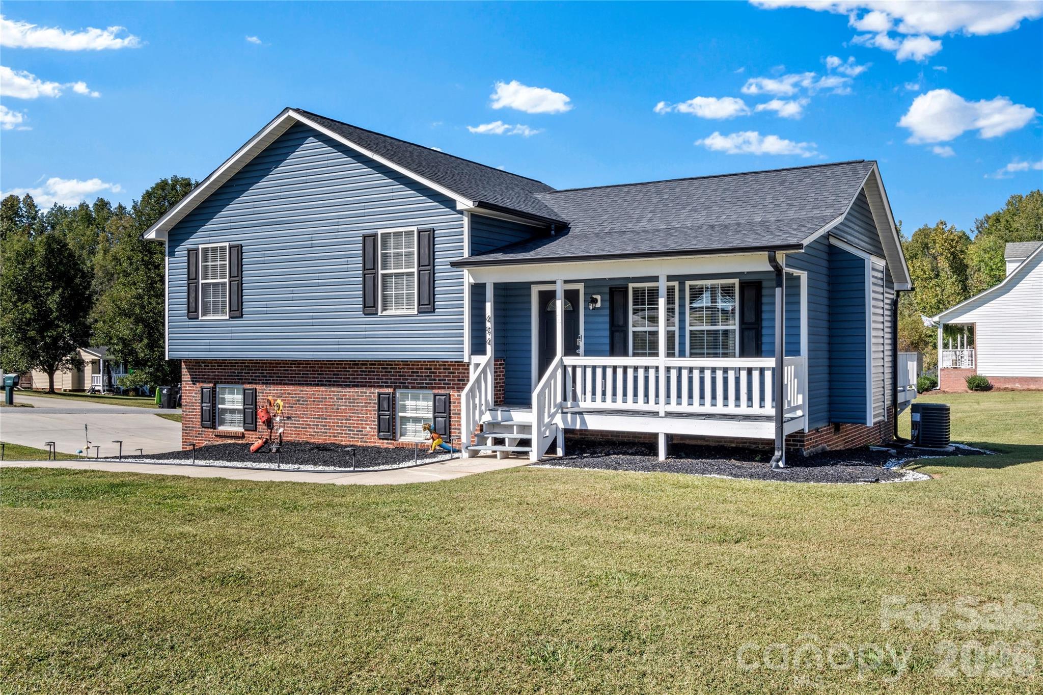 494 Sunset Ridge Lane — photo