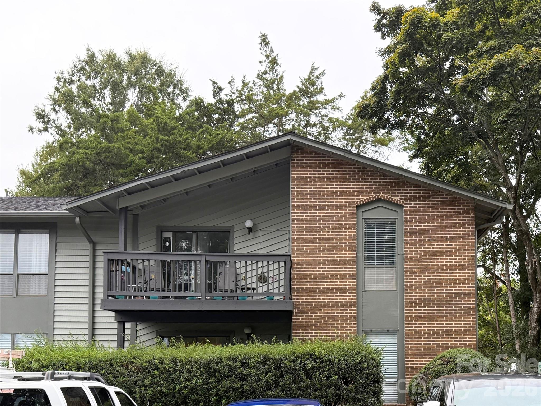 4918 Sardis Road E Unit E — photo