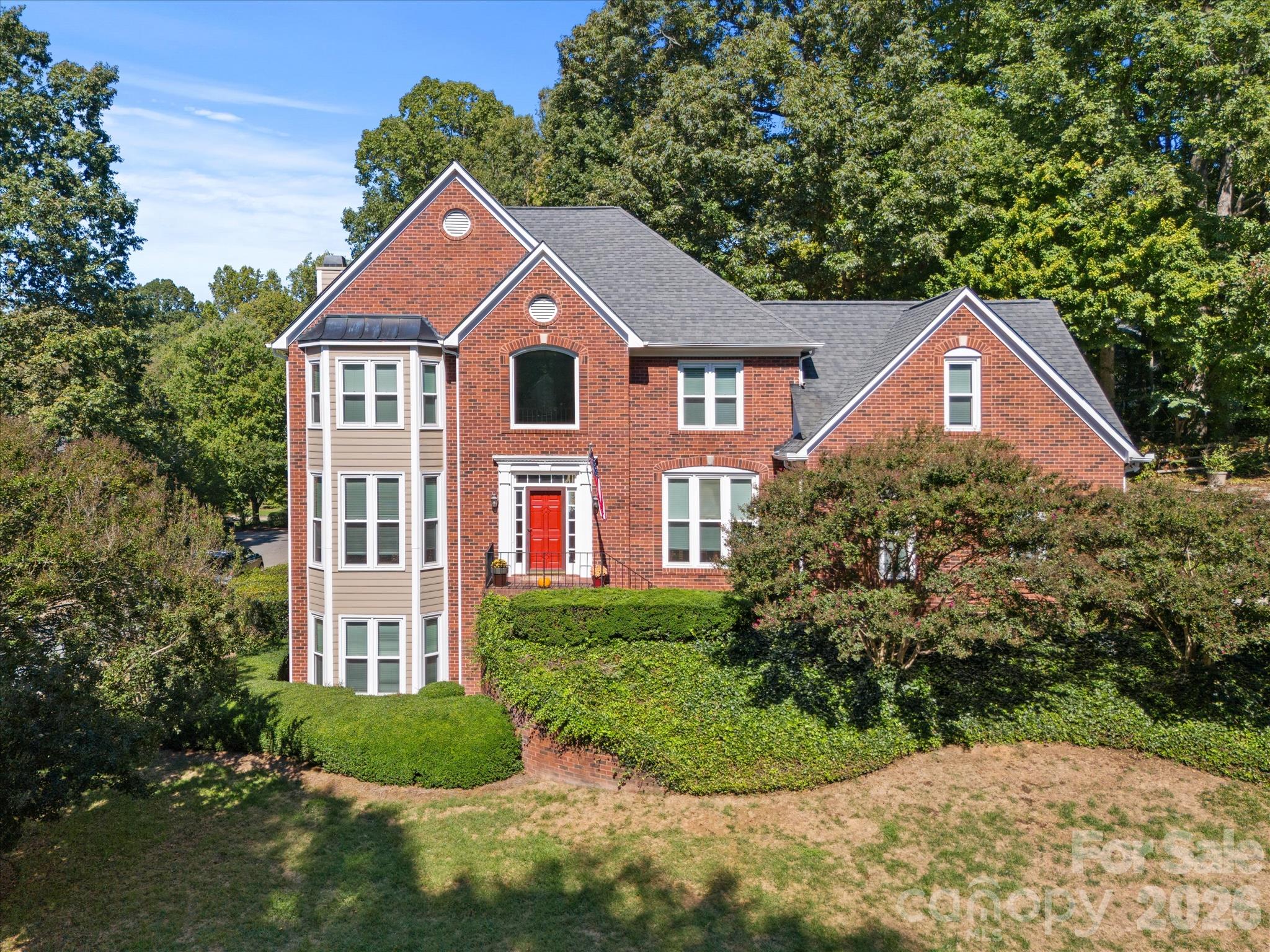 9014 Oxfordshire Court — photo