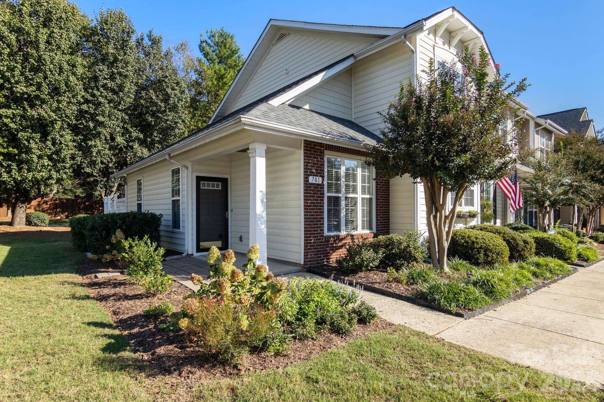 701 Shellstone Place — photo
