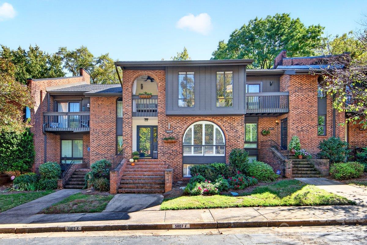 5807 Sharon Road Unit F — photo