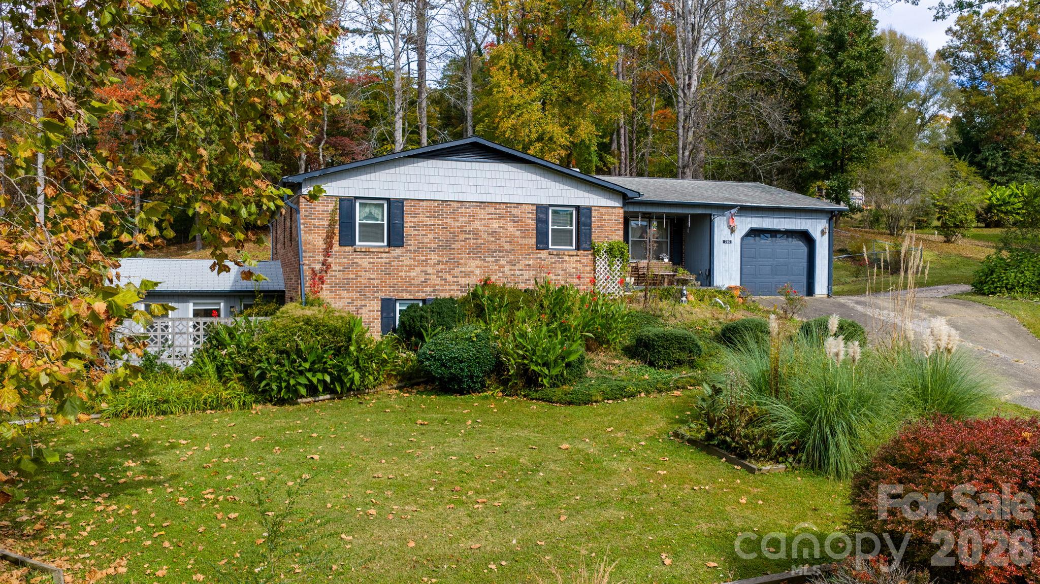 745 Marler Road — photo
