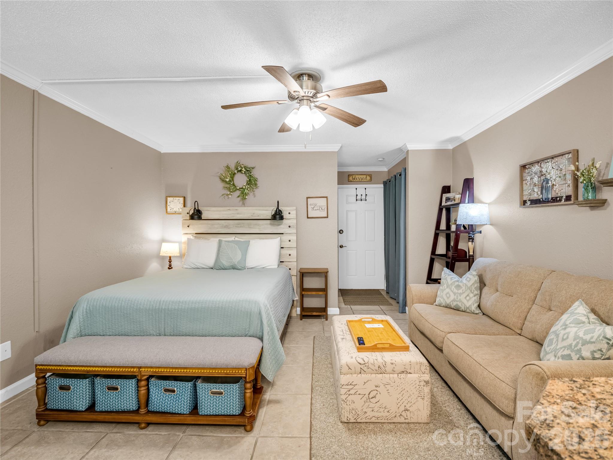 160 Whitney Boulevard Unit 1 — photo