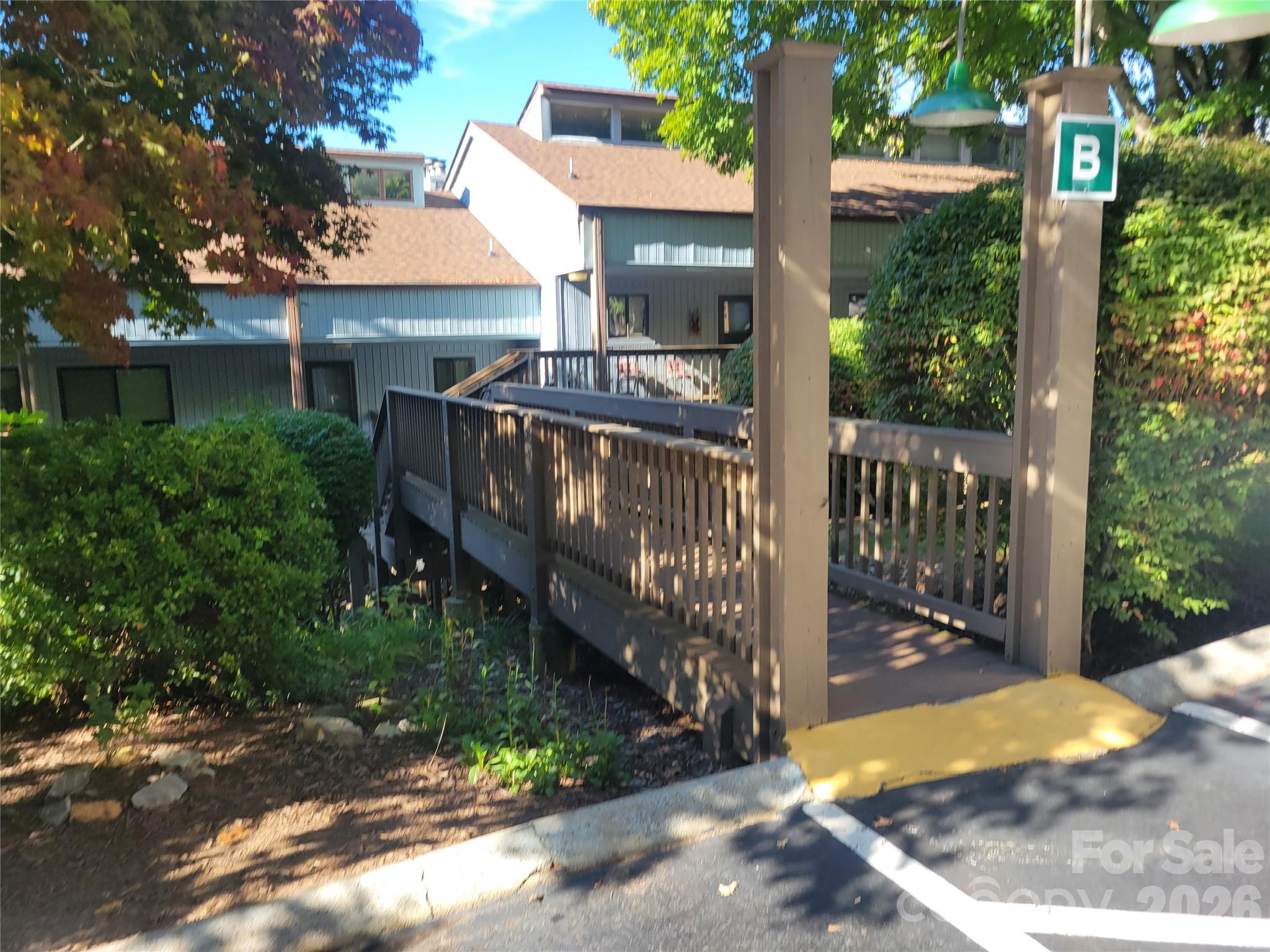 87 Willow Road Unit B-5 — photo