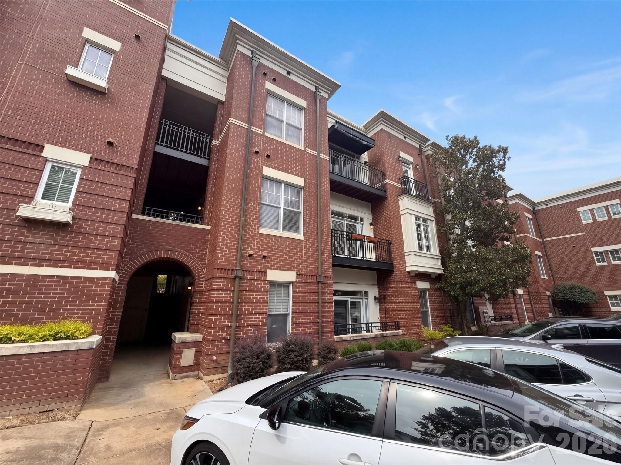 774 N Davidson Street — photo