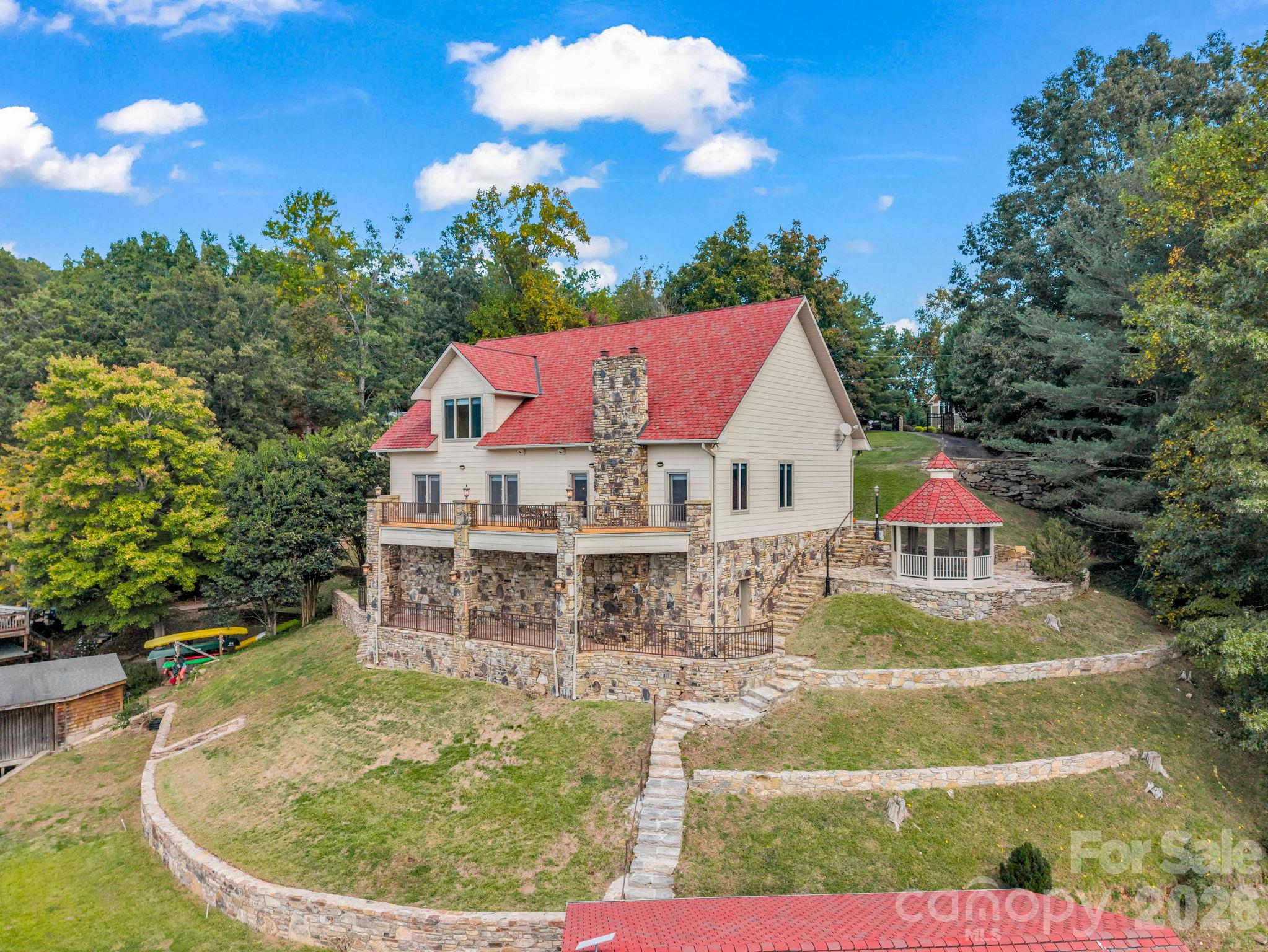 144 Neighborly Drive — photo