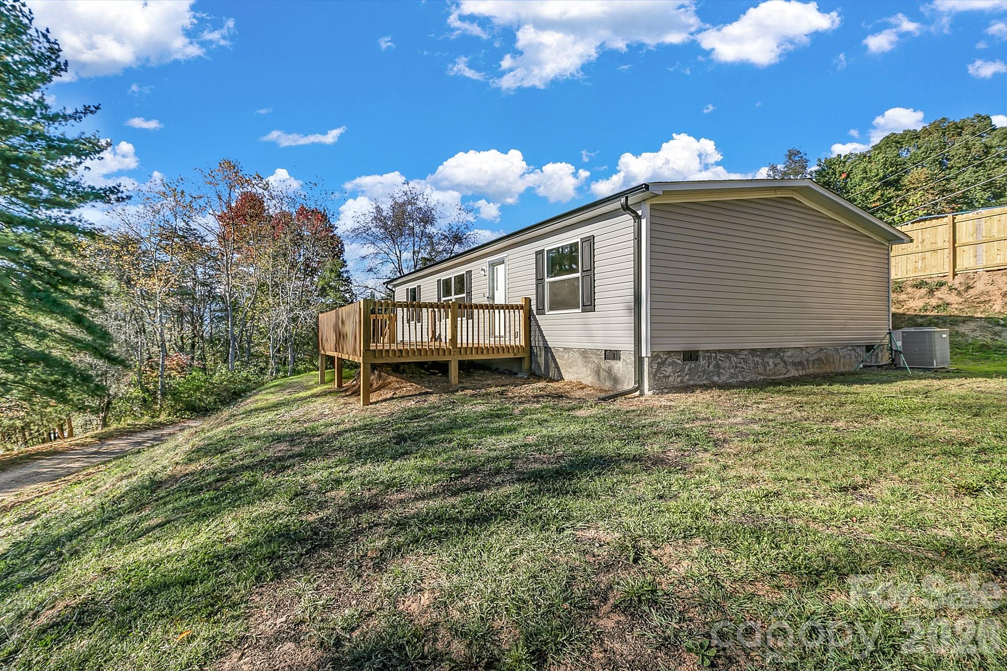 70 Windy Hill Lane — photo