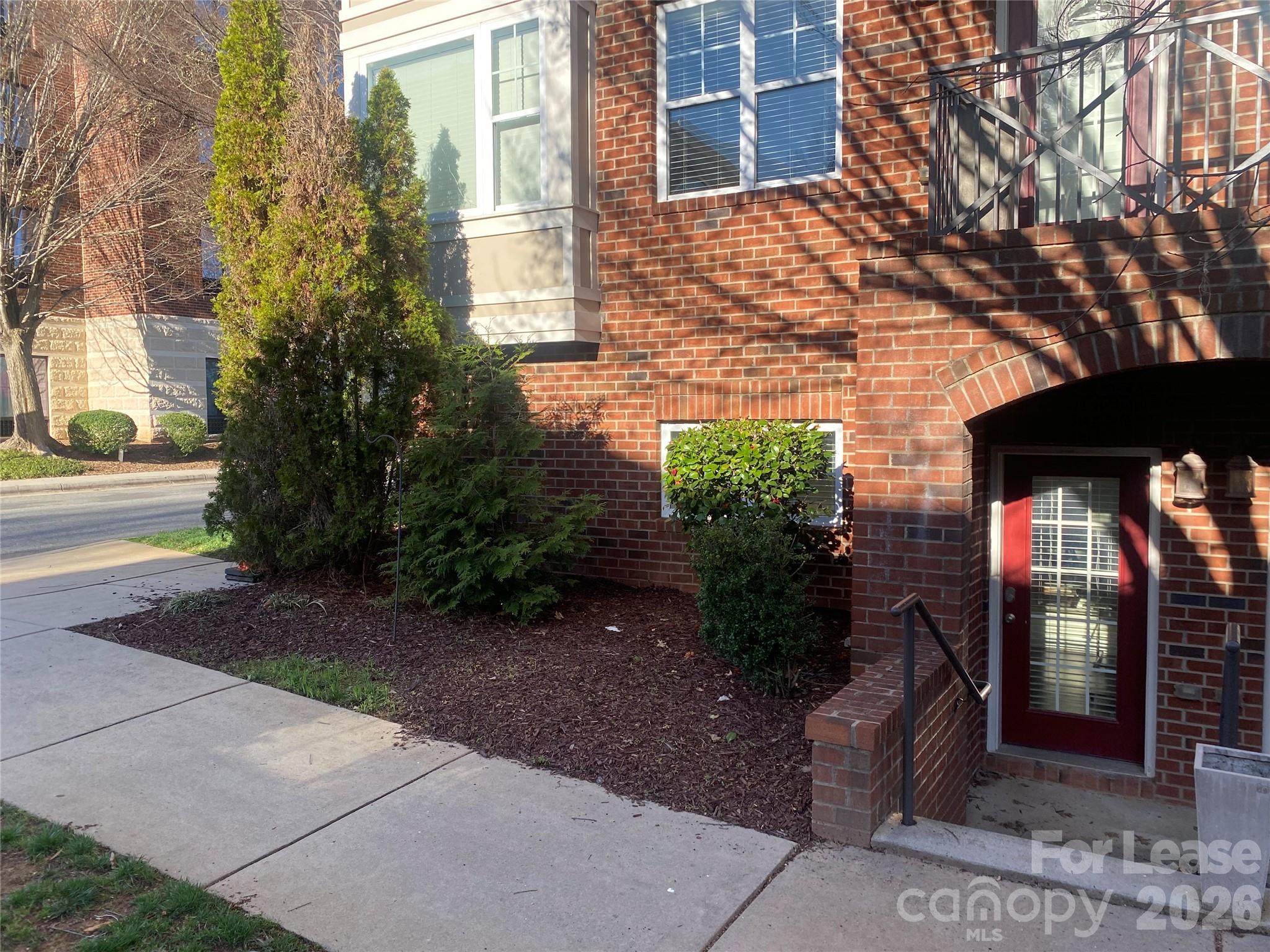207 Harbour Place Drive — photo