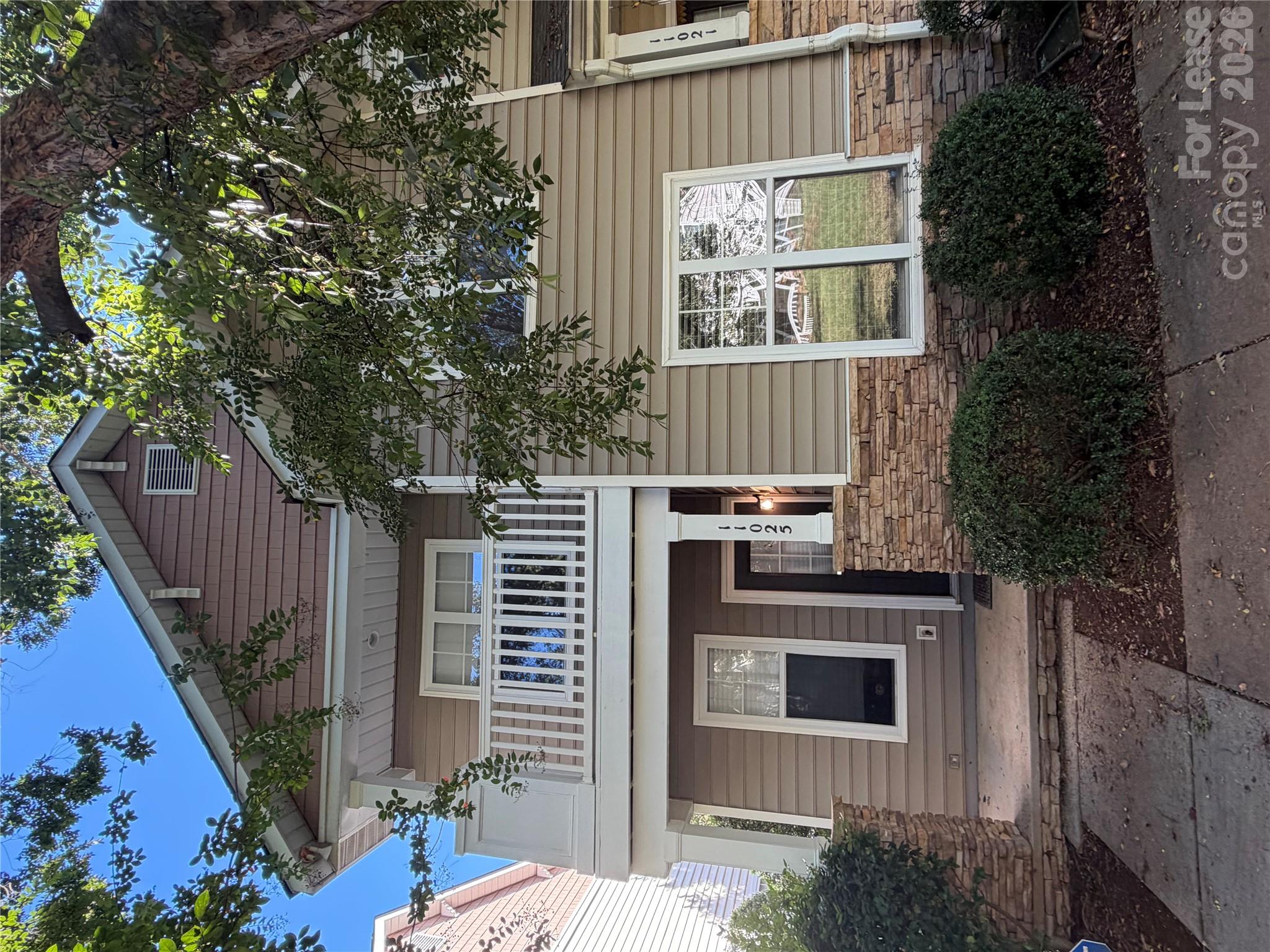 11025 Dundarrach Lane — photo