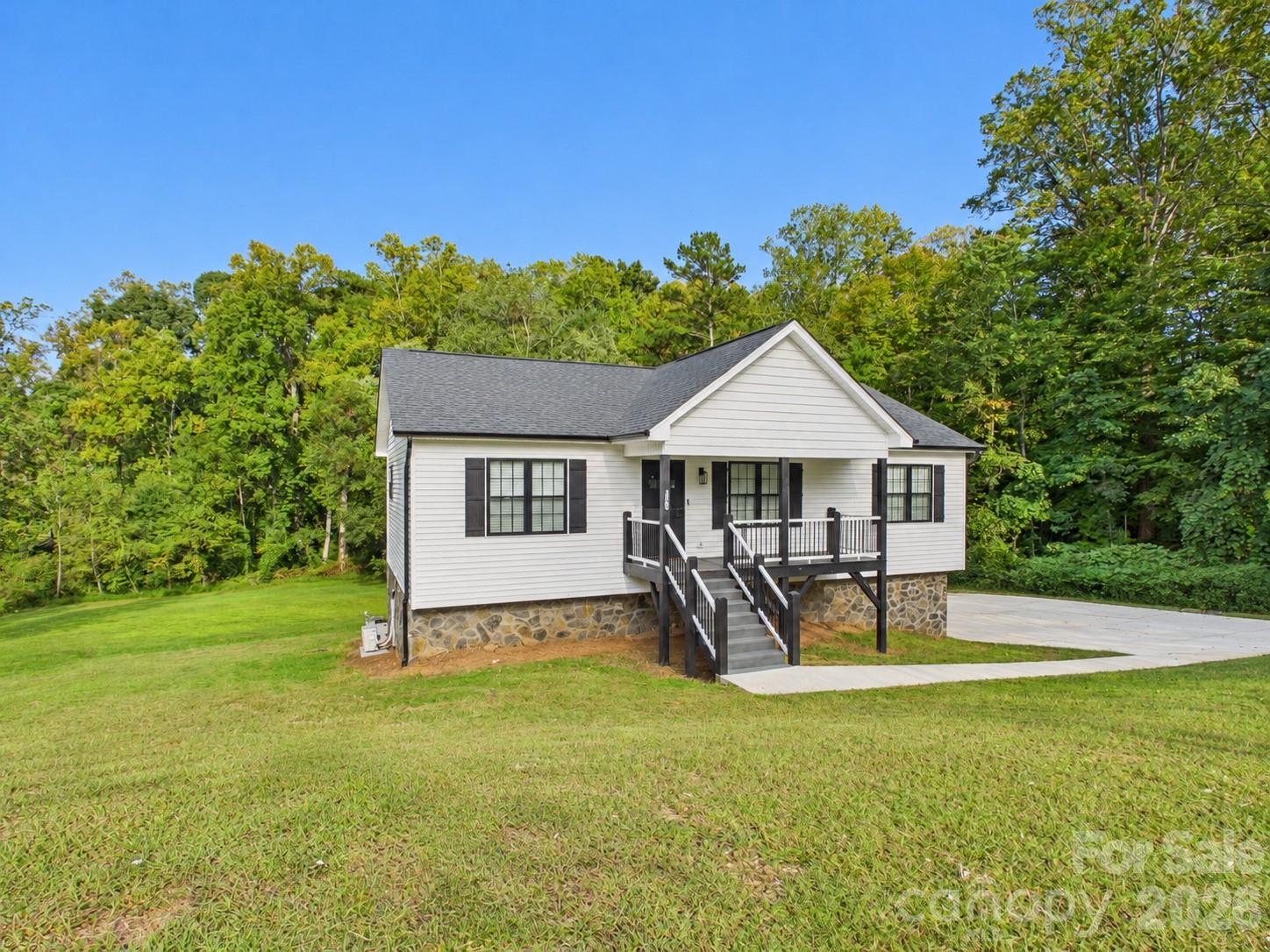 180 29th Avenue Place NW — photo
