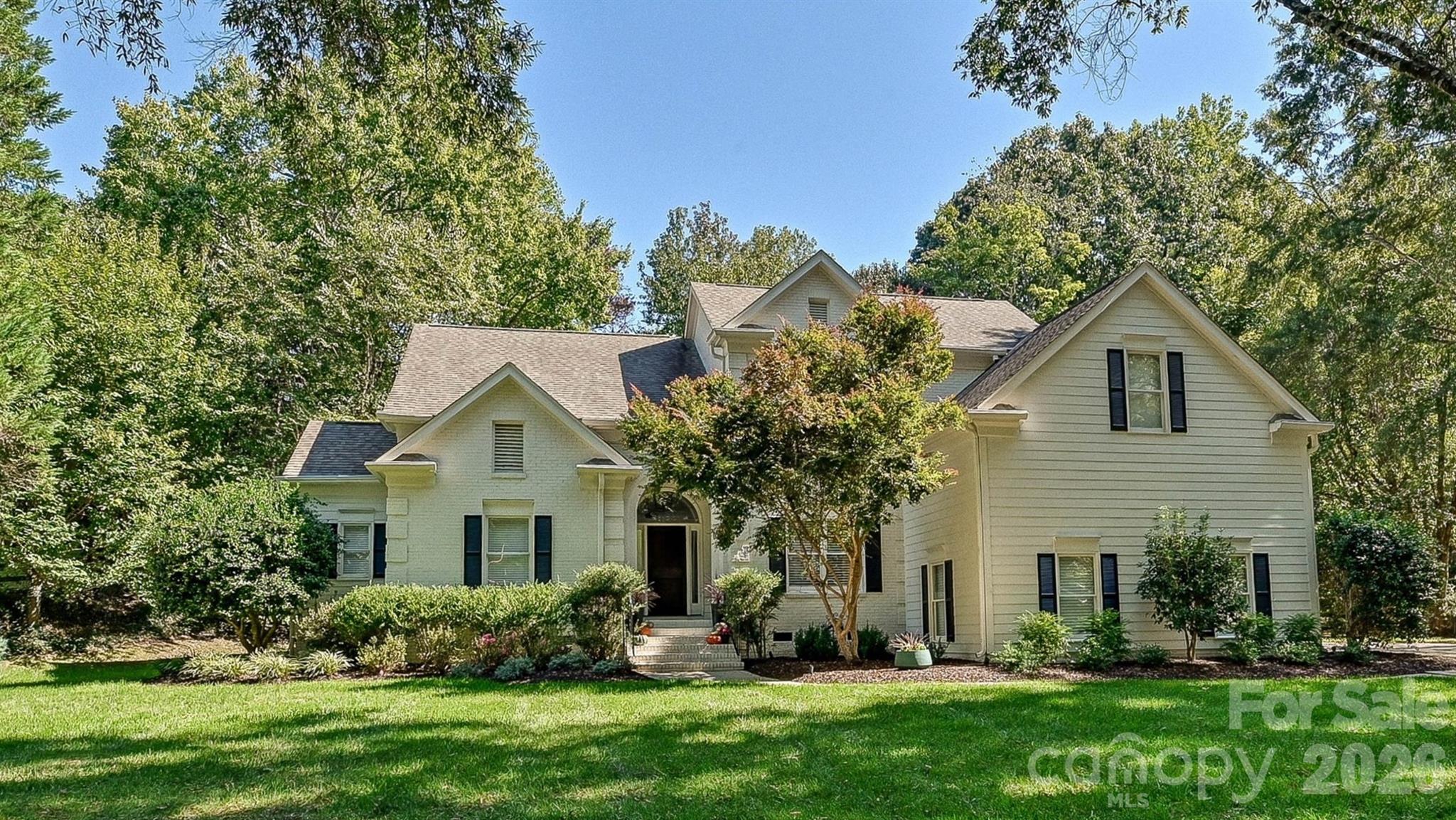 16521 Plantation Woods Drive — photo