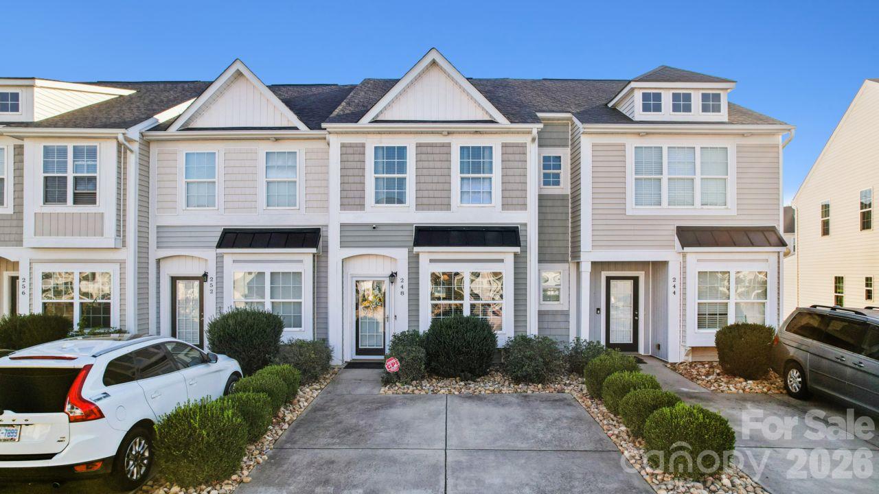 248 Halton Crossing Drive — photo