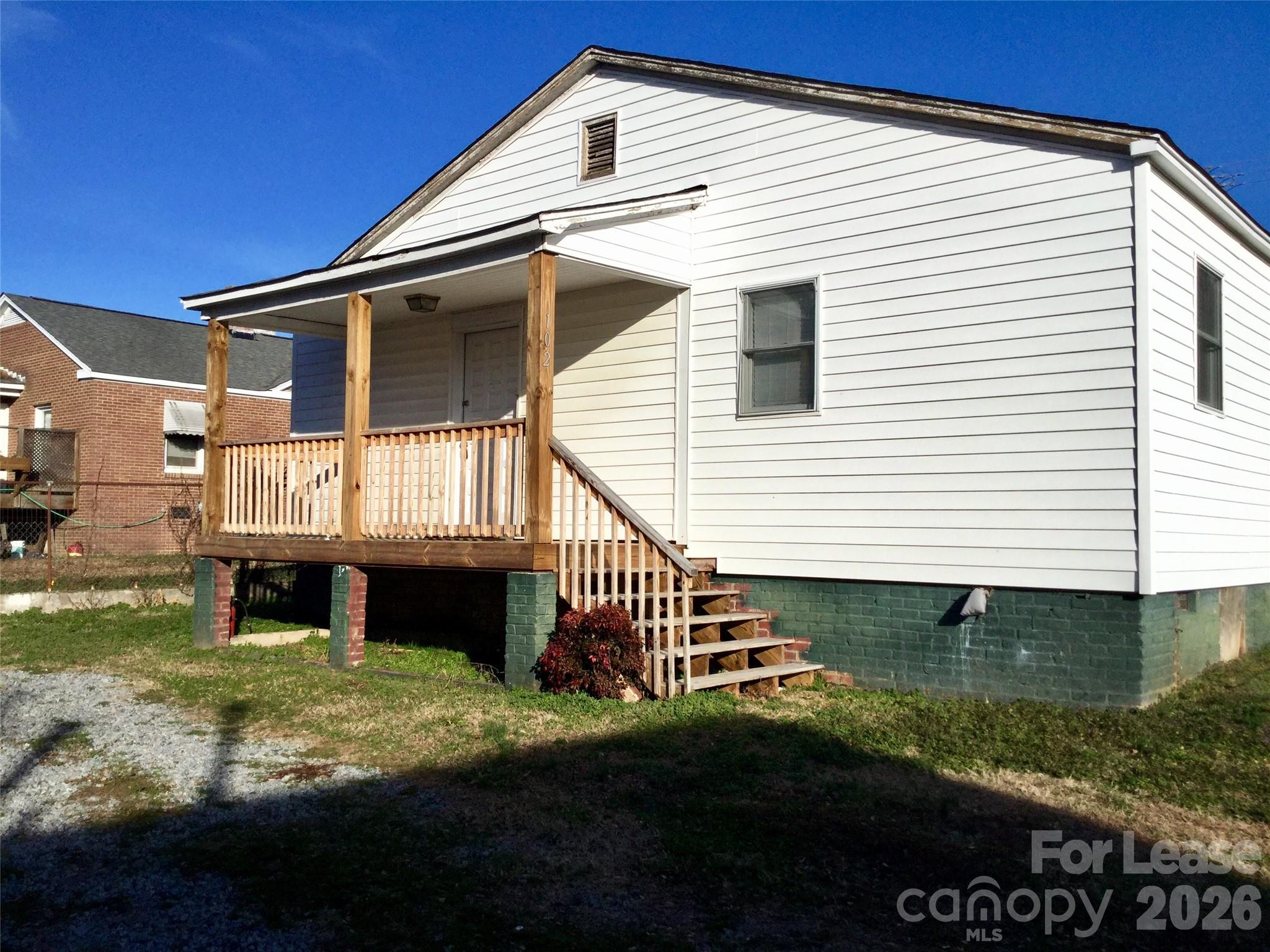 102 Springs Street — photo