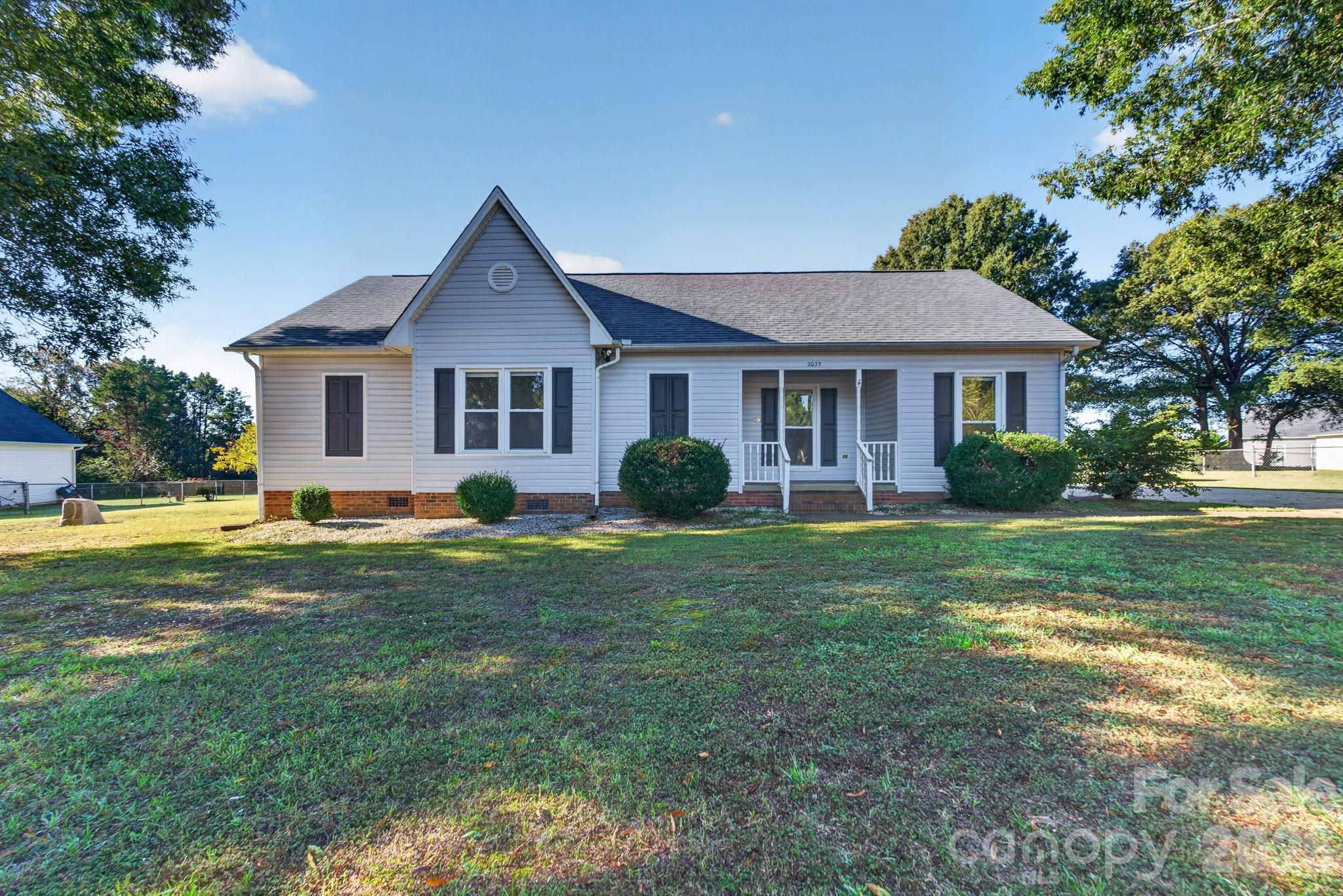 2035 Cardinal Hill Drive — photo