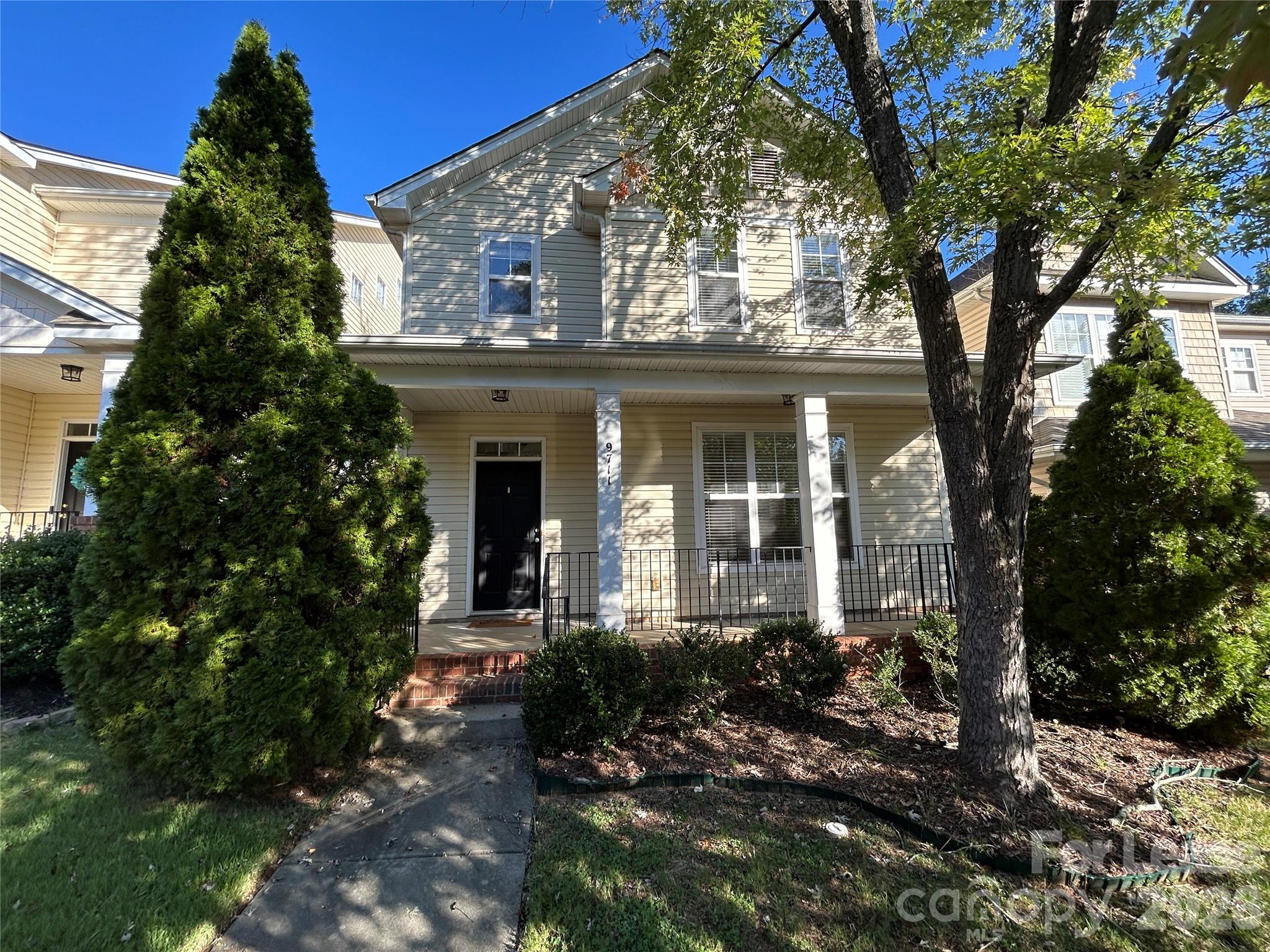 9711 Cadman Court — photo