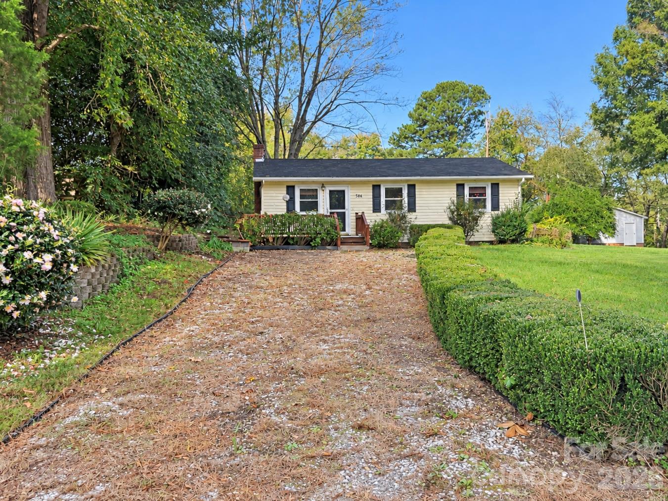 586 Shiloh Road — photo