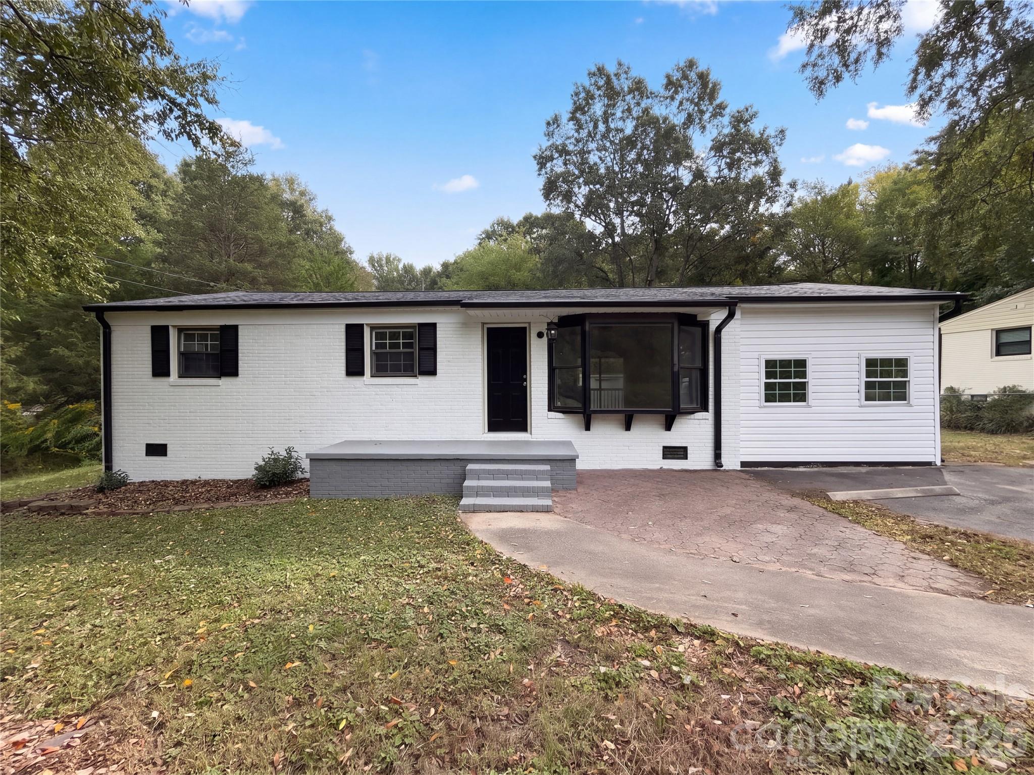 3002 Fallswood Drive — photo
