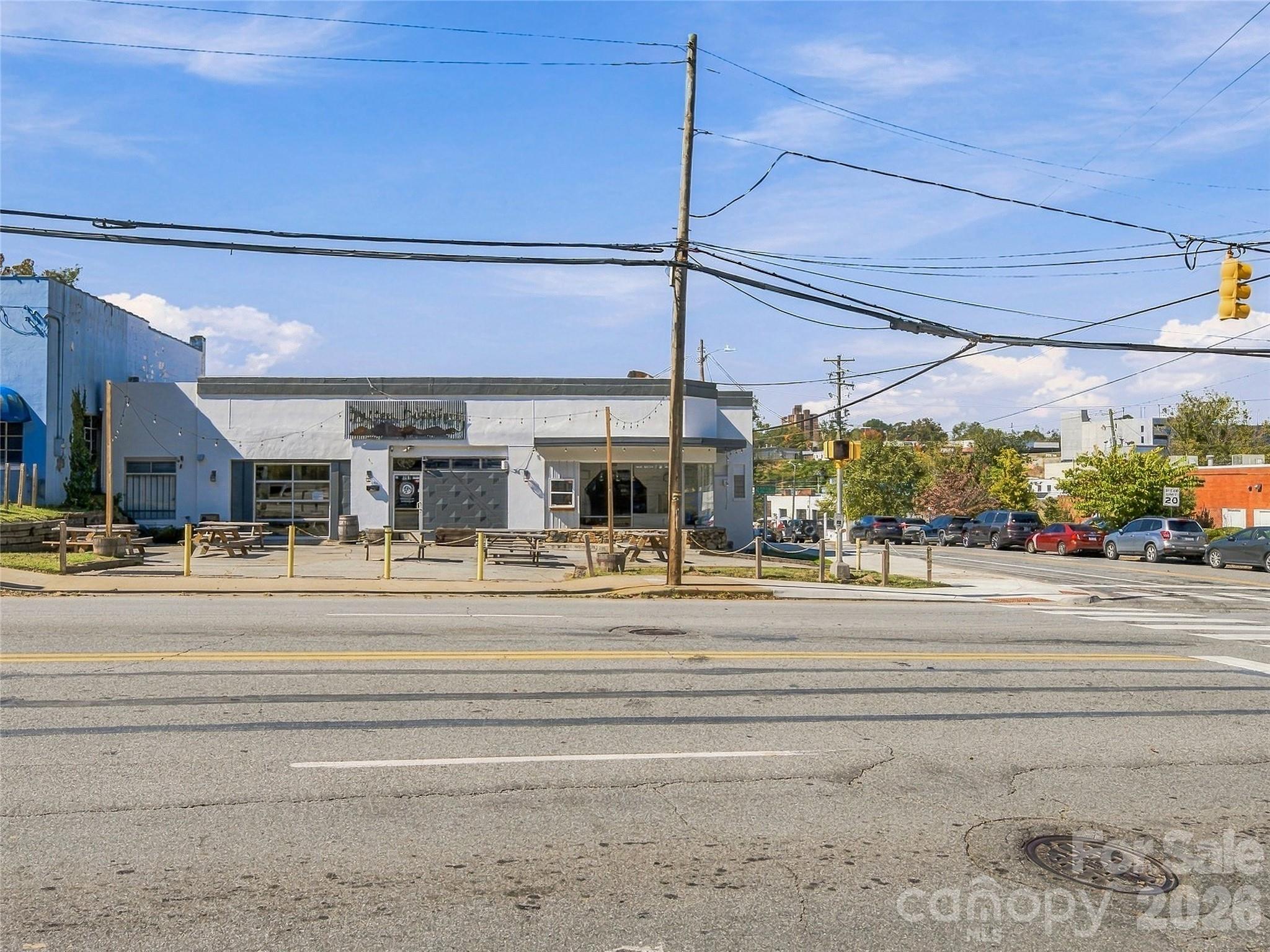 251 Biltmore Avenue — photo