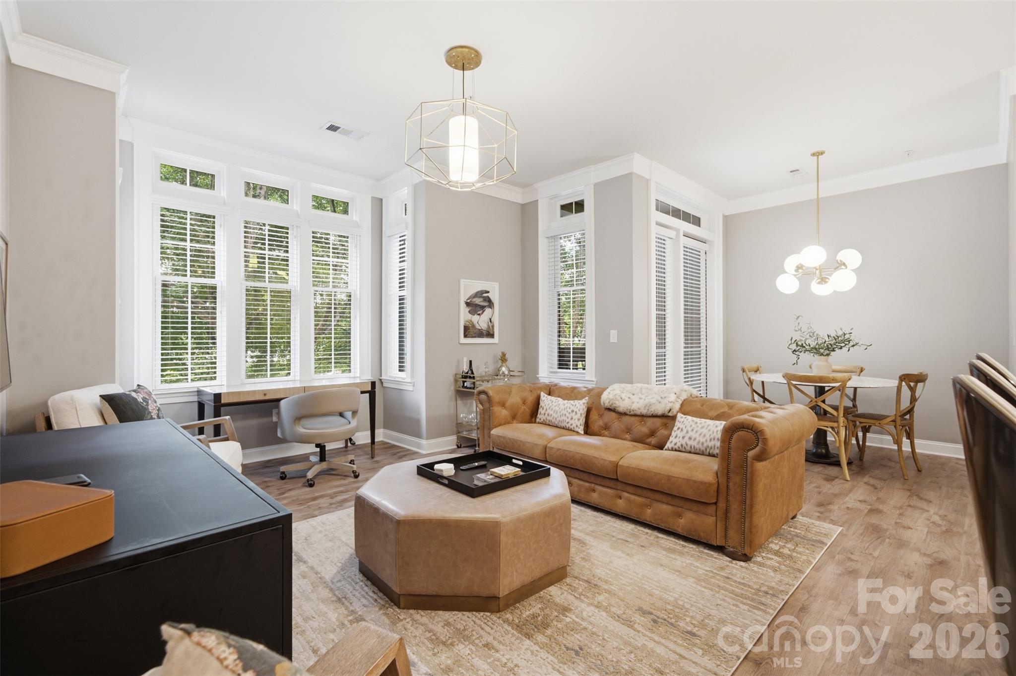 2810 Selwyn Avenue Unit 210 — photo