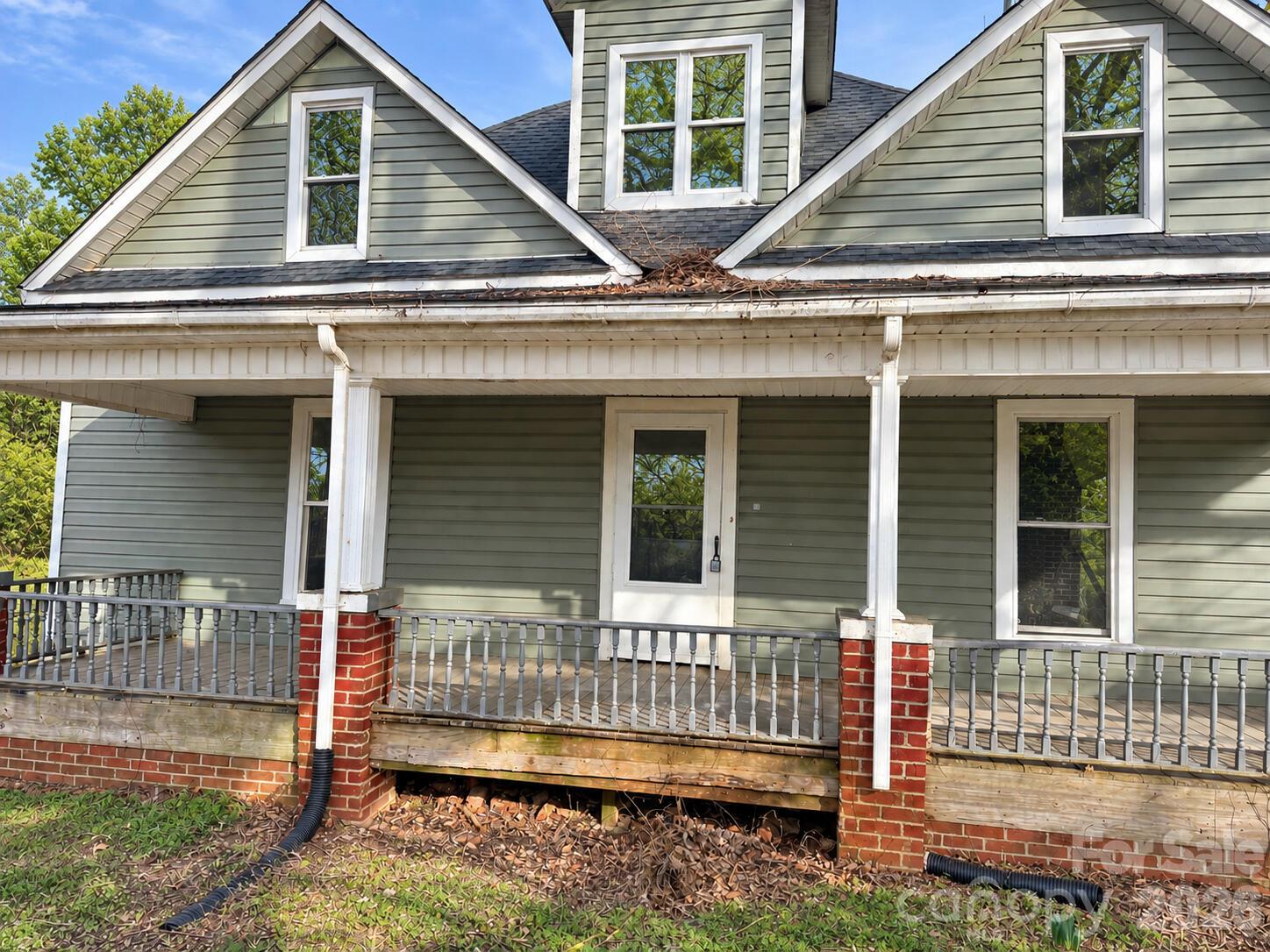 139 Colfax Road — photo
