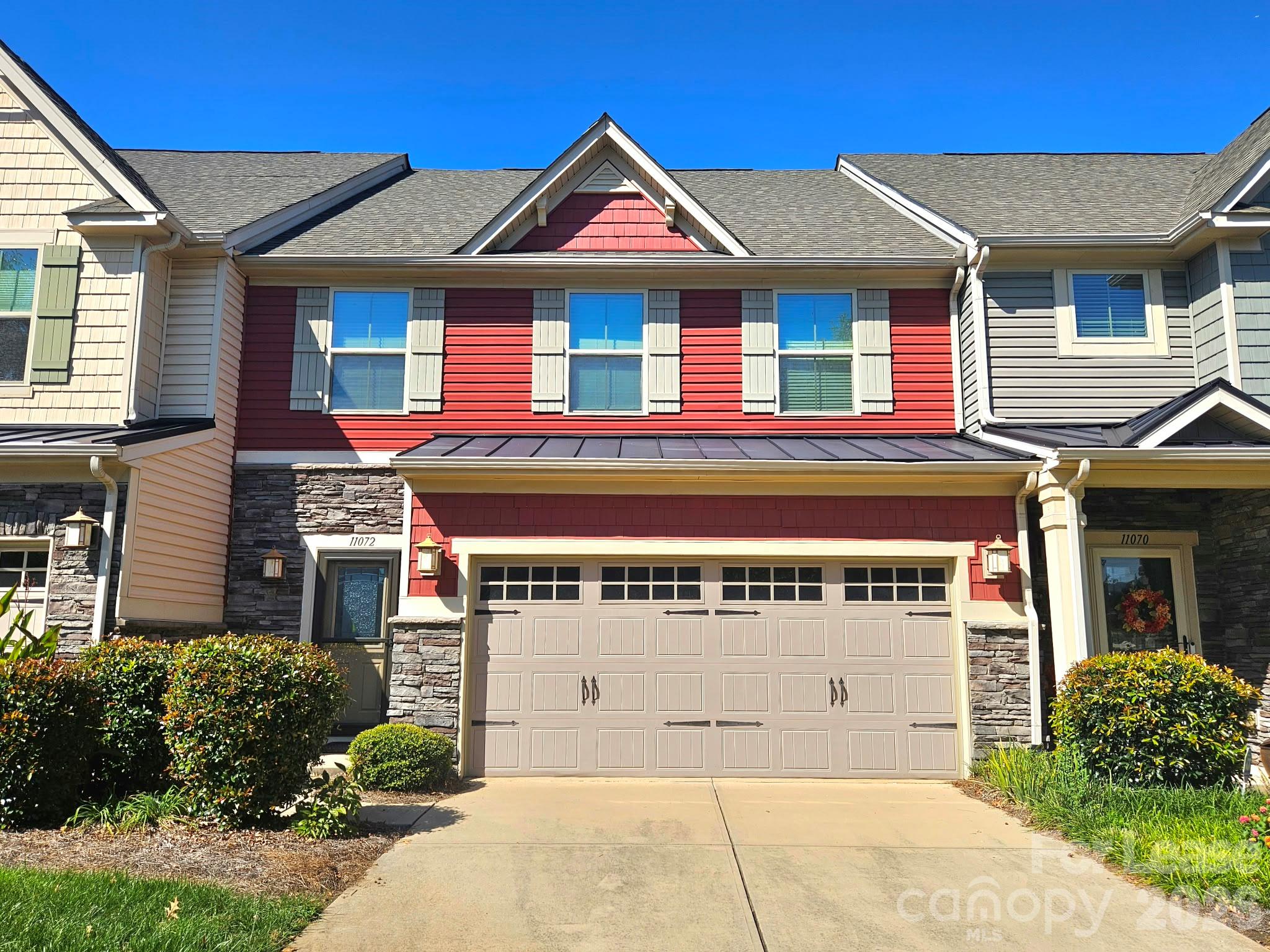 11072 Discovery Drive — photo
