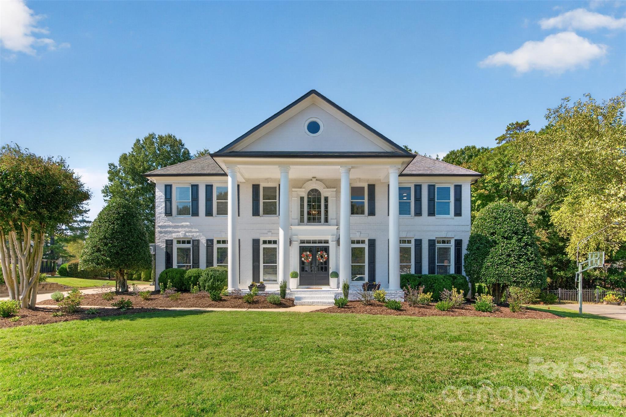 8634 Woodmere Crossing Drive — photo