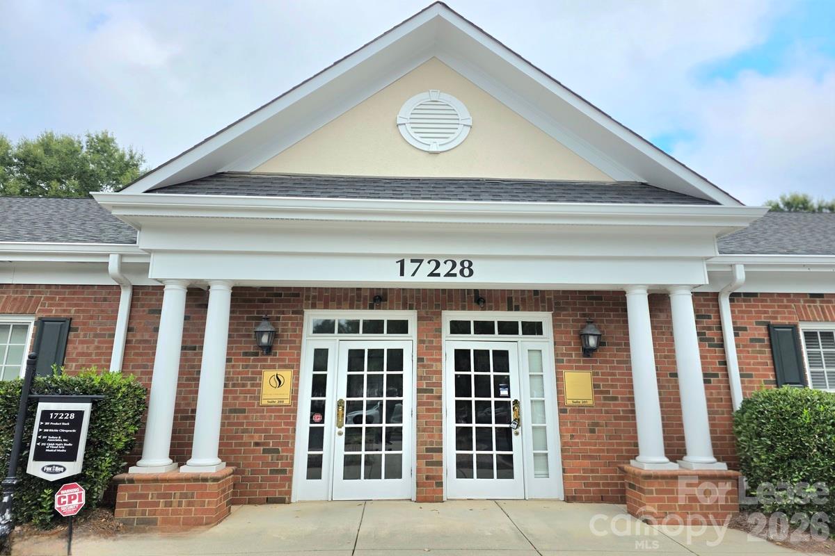 17228 Lancaster Hwy Boulevard — photo