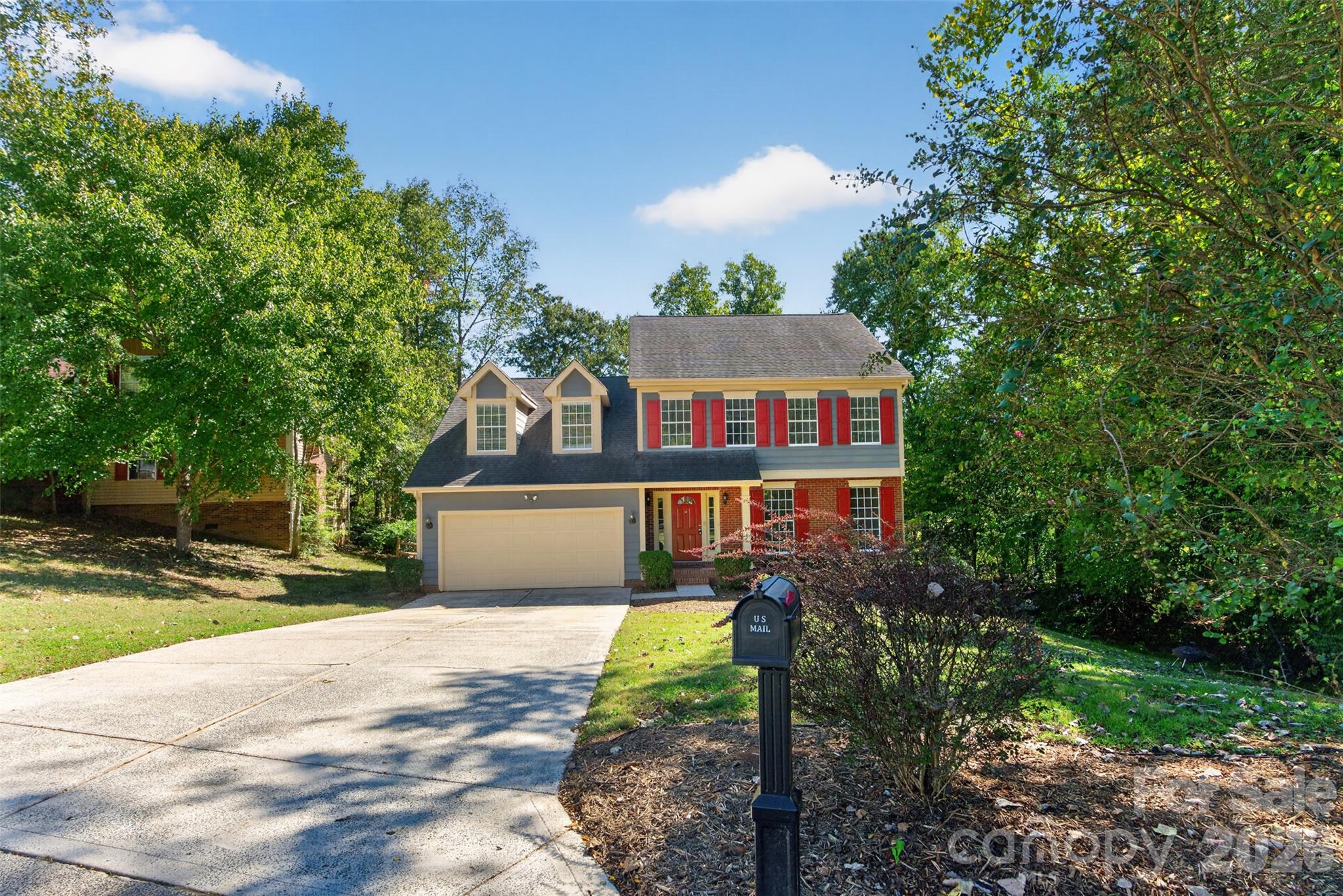 12427 Woodside Falls Road — photo