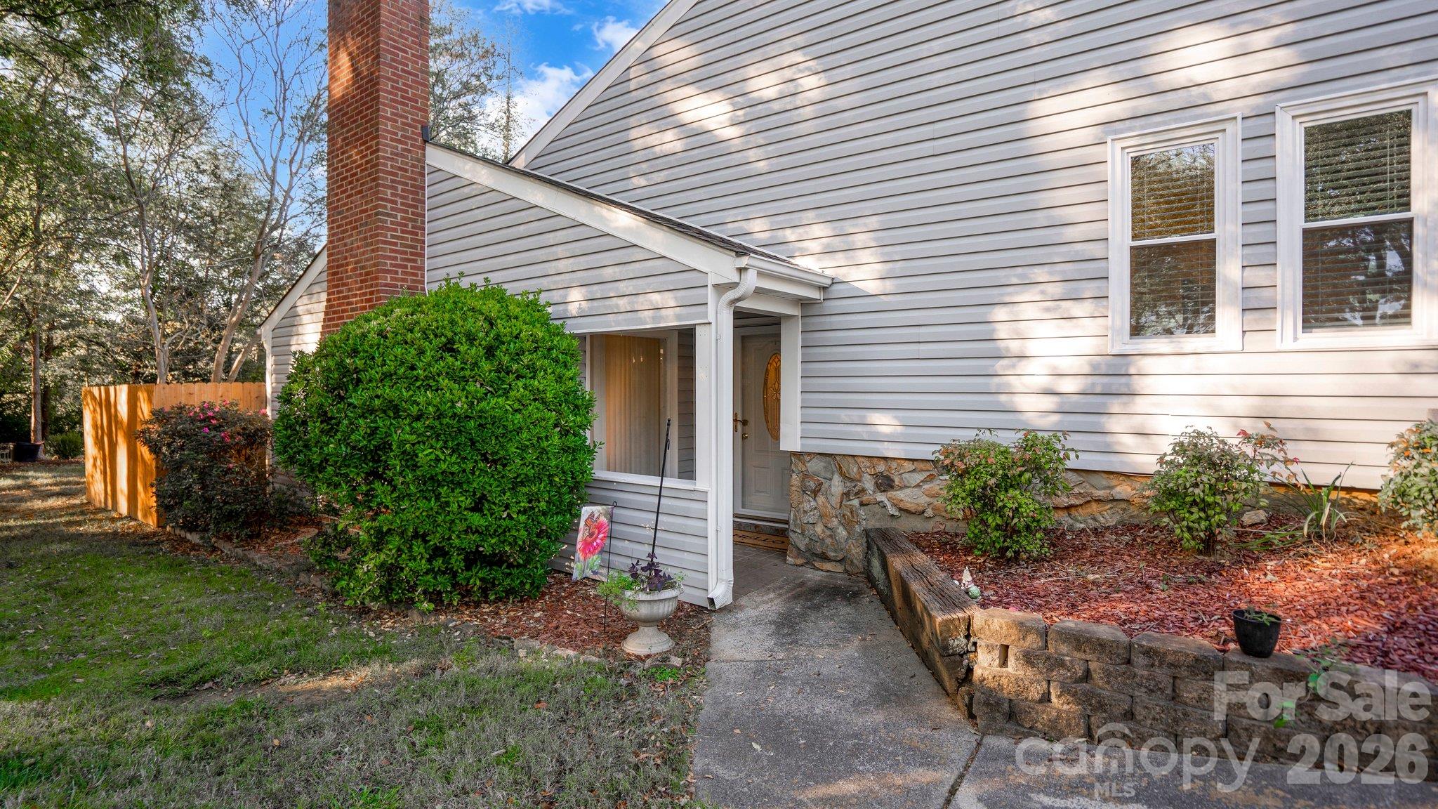 1702 Renard Ridge Road — photo