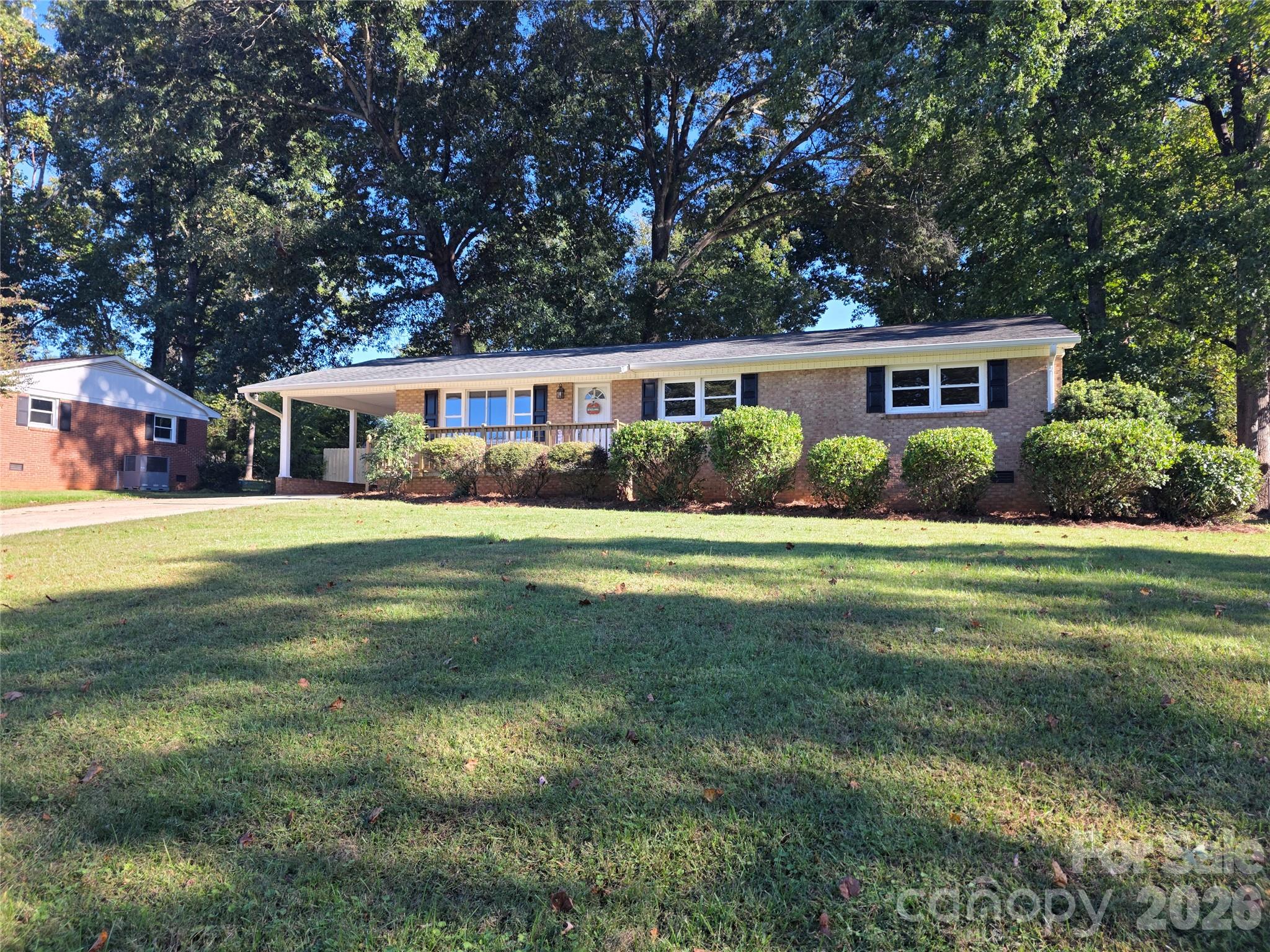 4240 Dawnwood Drive — photo
