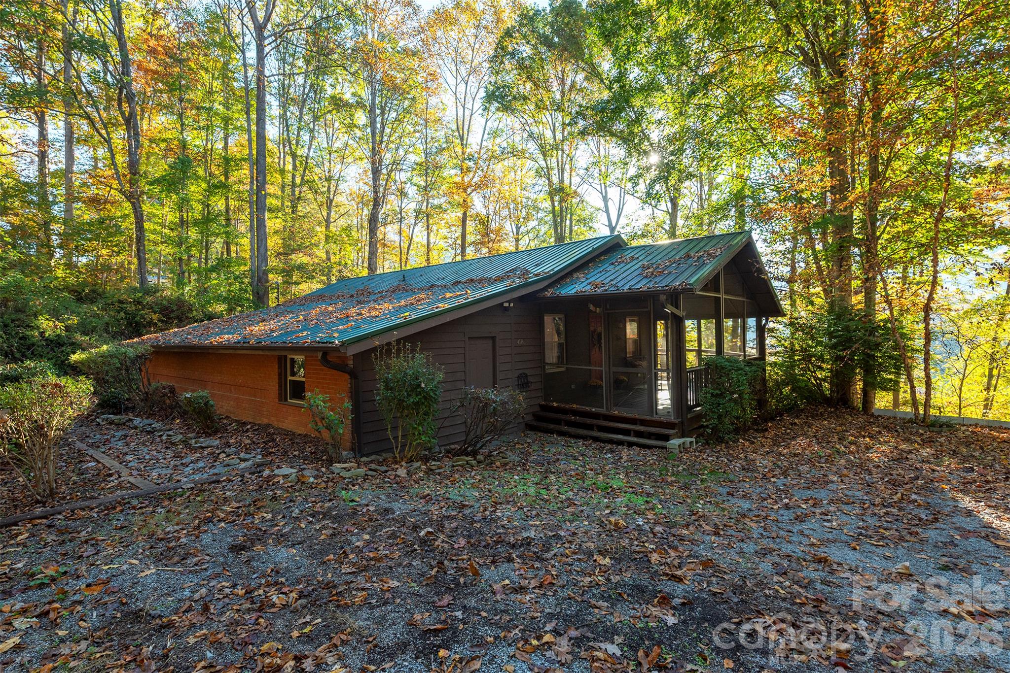 418 Sunshine Cove Road — photo