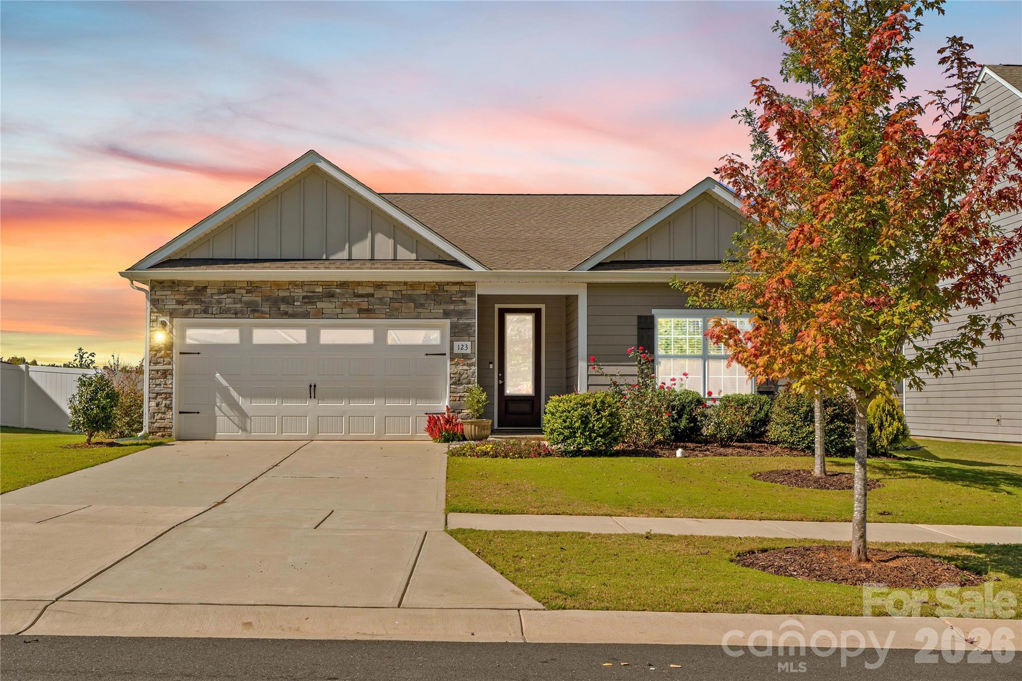 123 Tanner Loop — photo