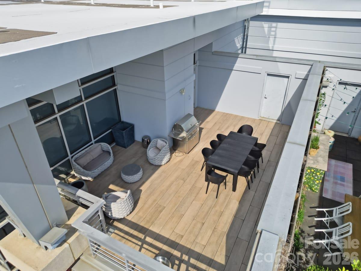 435 S Tryon Street Unit 901 — photo