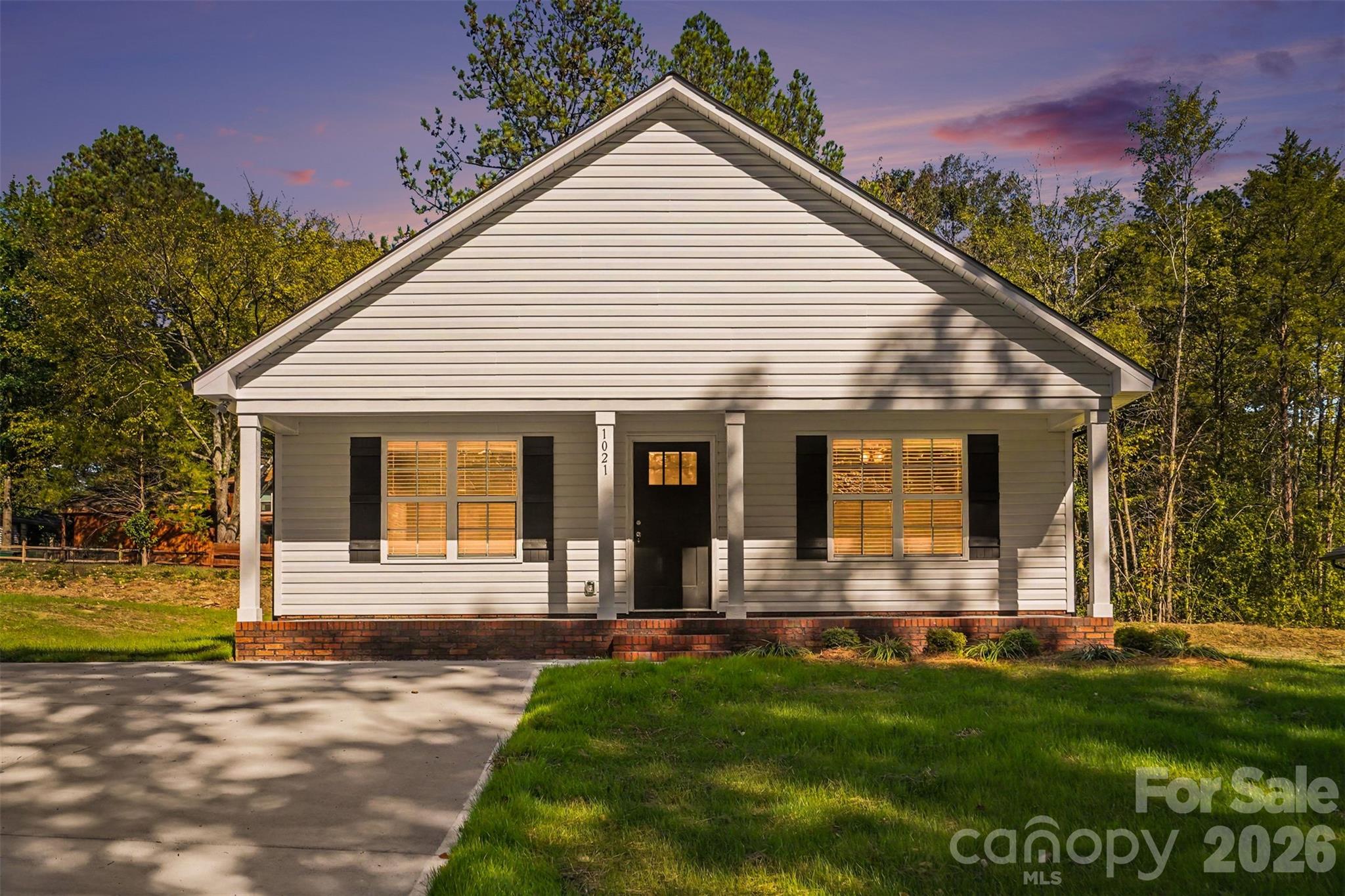 1021 Alabama Street — photo