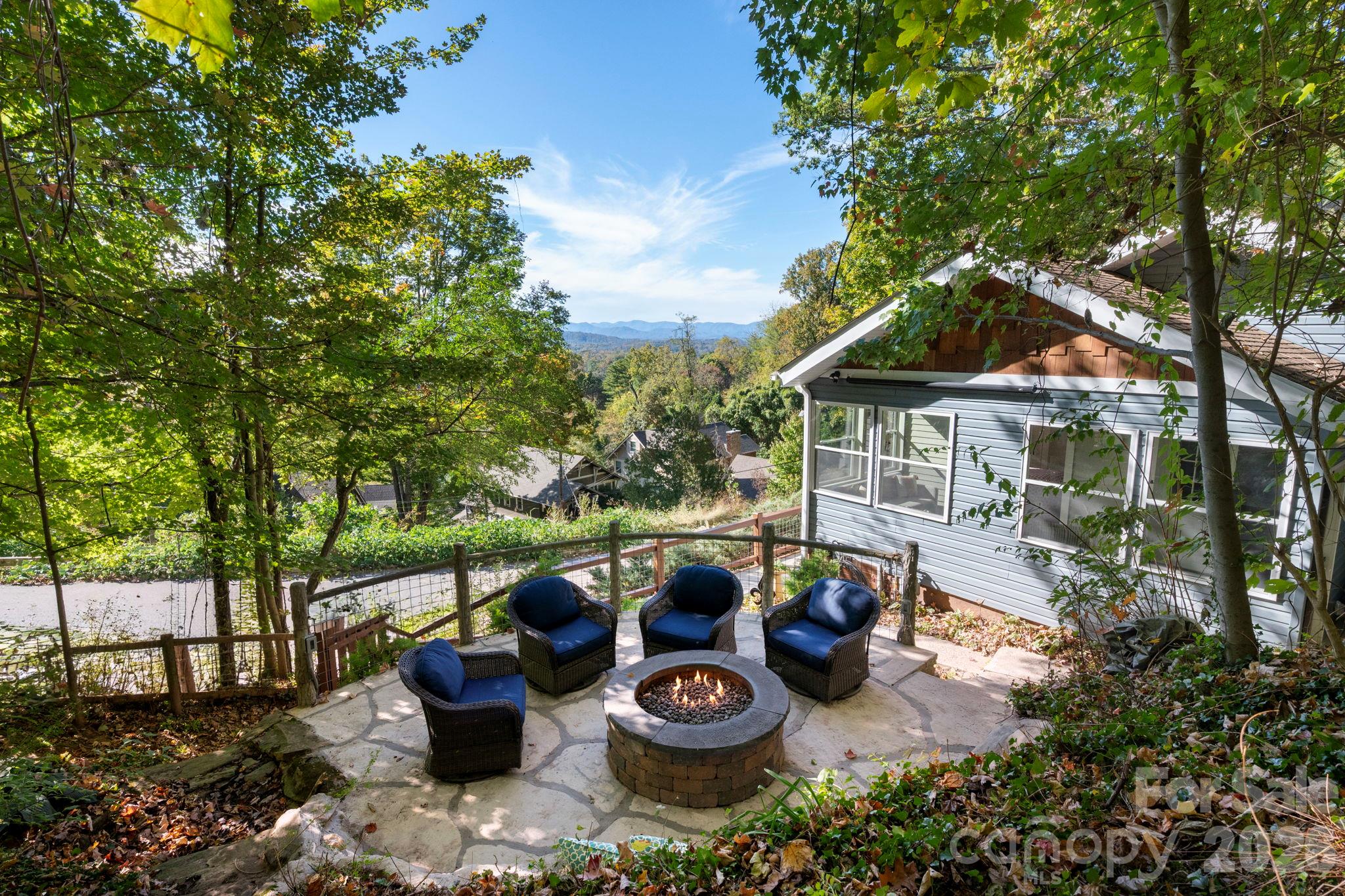 2 Skyview Place — photo
