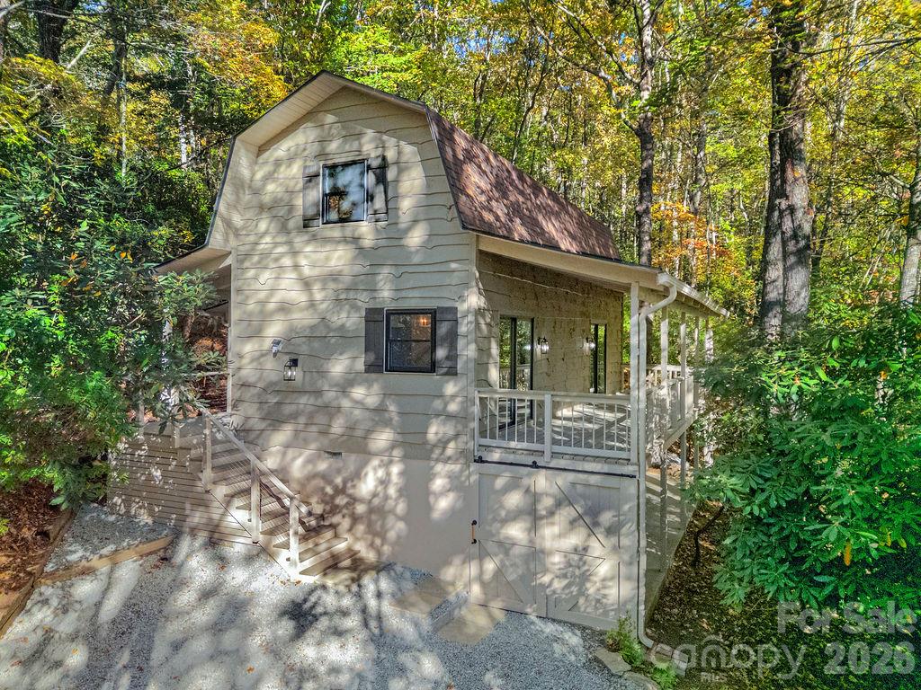 1152 Soquili Drive — photo