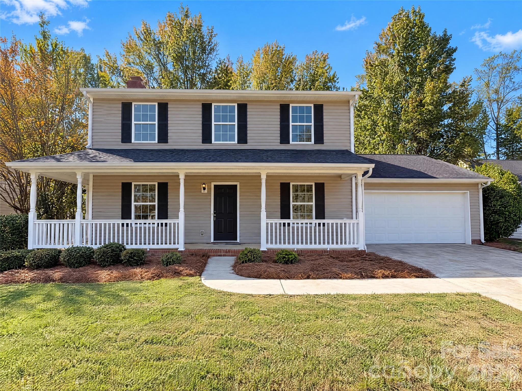 2424 Sloan Drive — photo