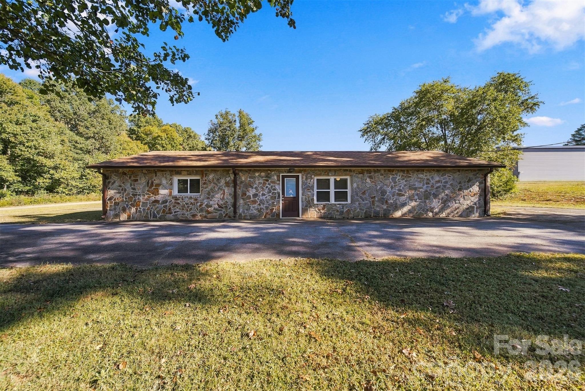 1202 Airport Rhodhiss Road — photo