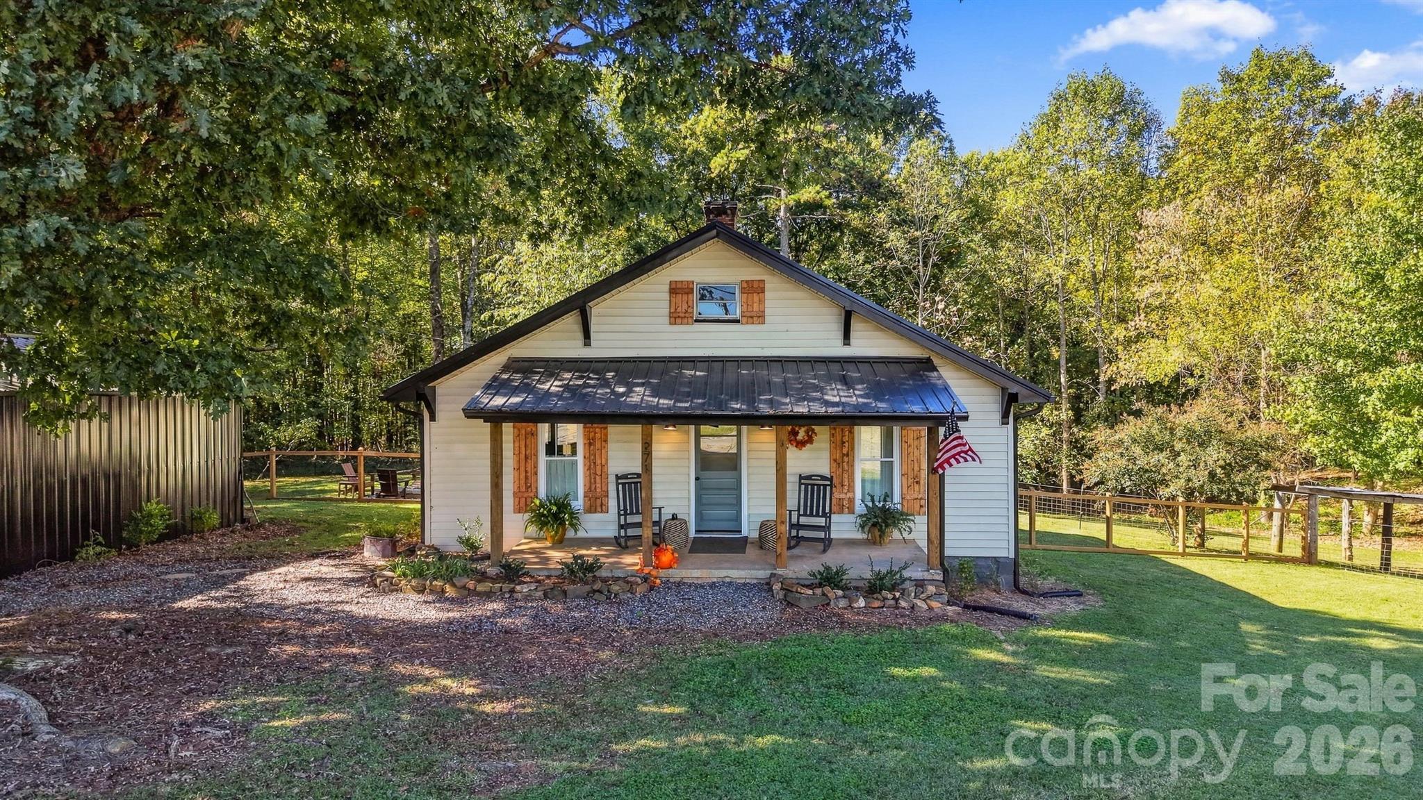 271 Fairmount Road — photo