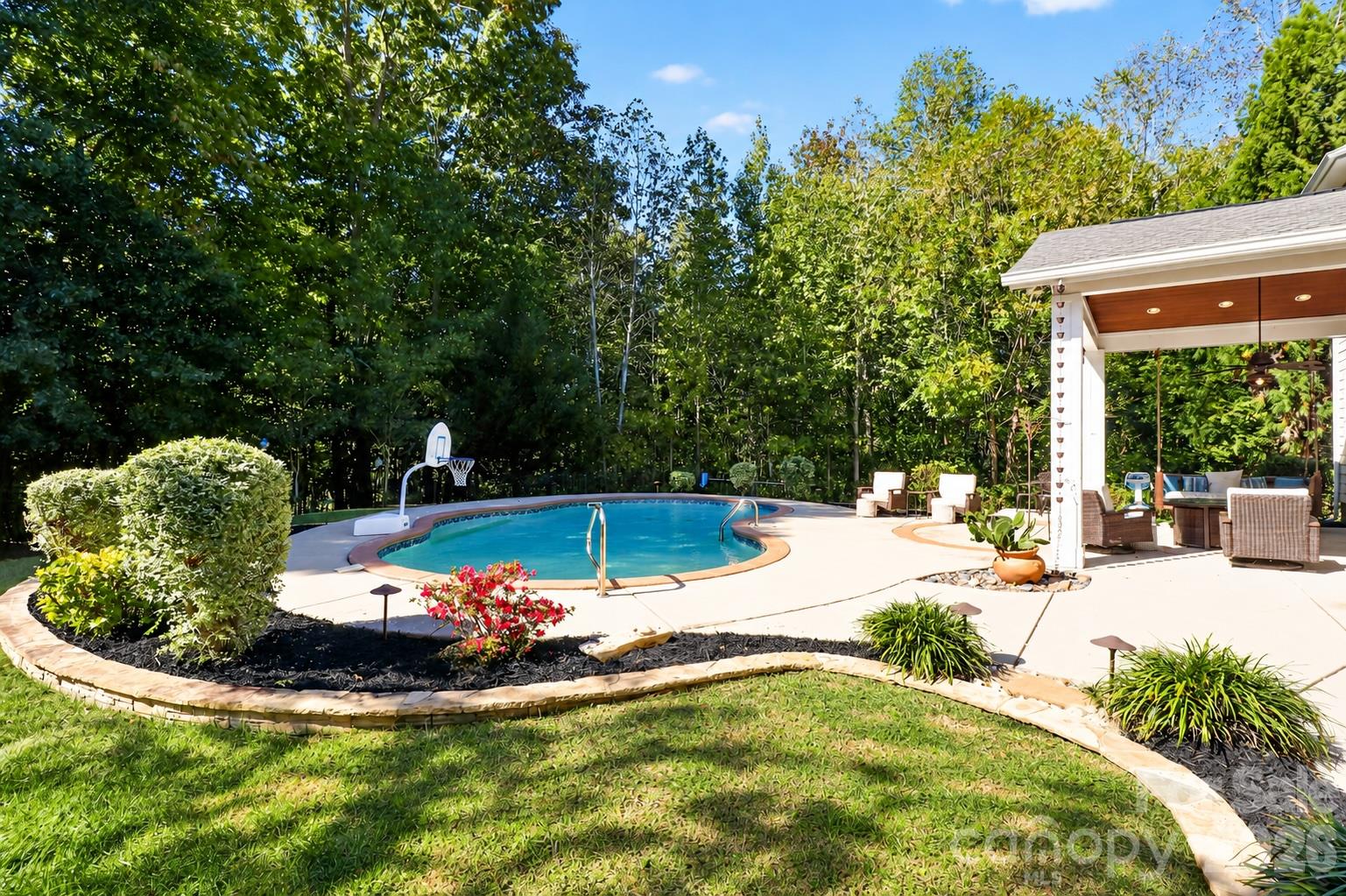 1550 Millbridge Parkway — photo