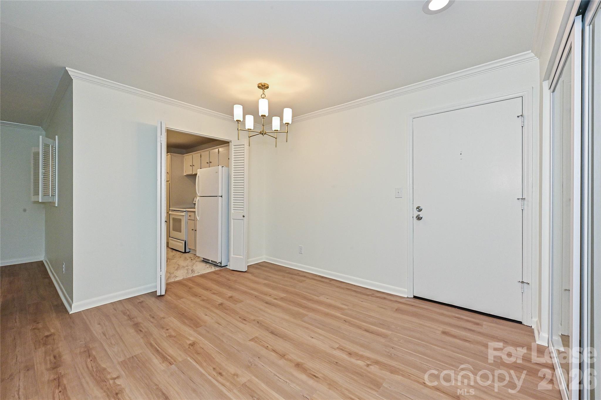 1323 Queens Road Unit 414 — photo
