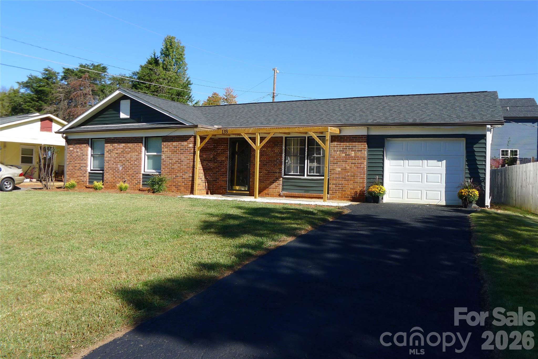 133 Windward Circle — photo