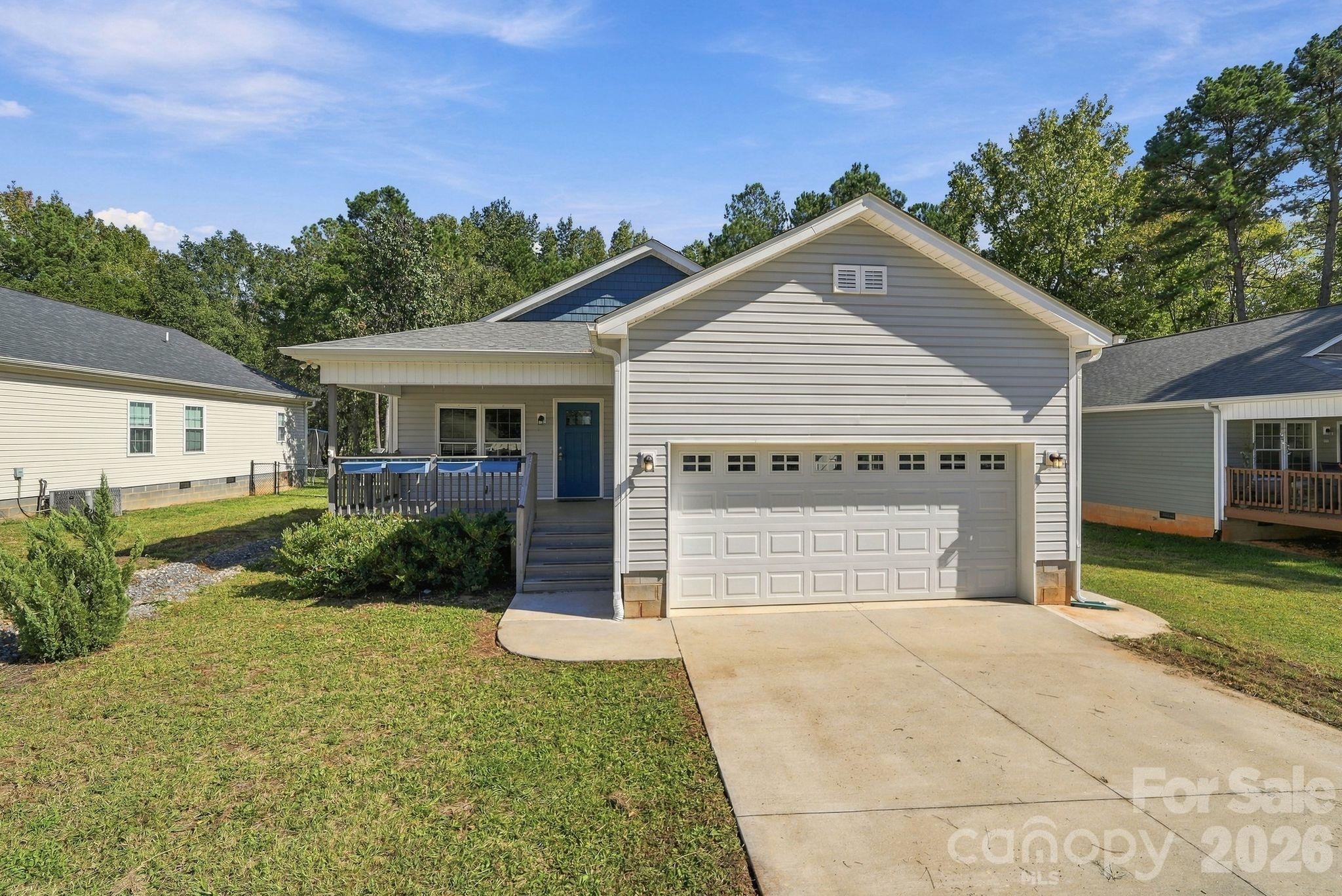 772 Log Cabin Drive — photo