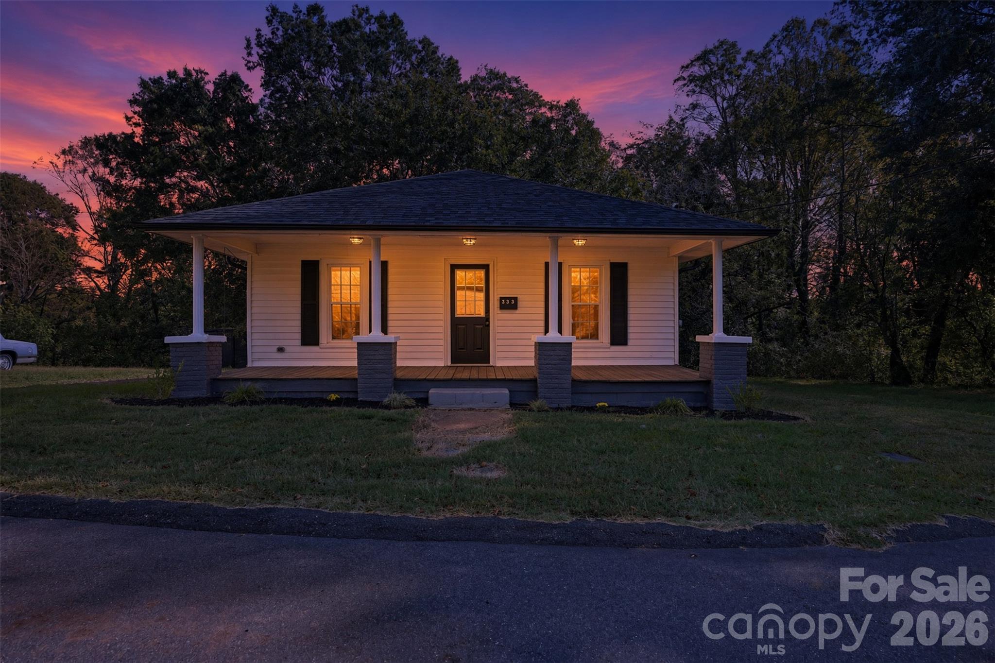 333 Derby Avenue — photo