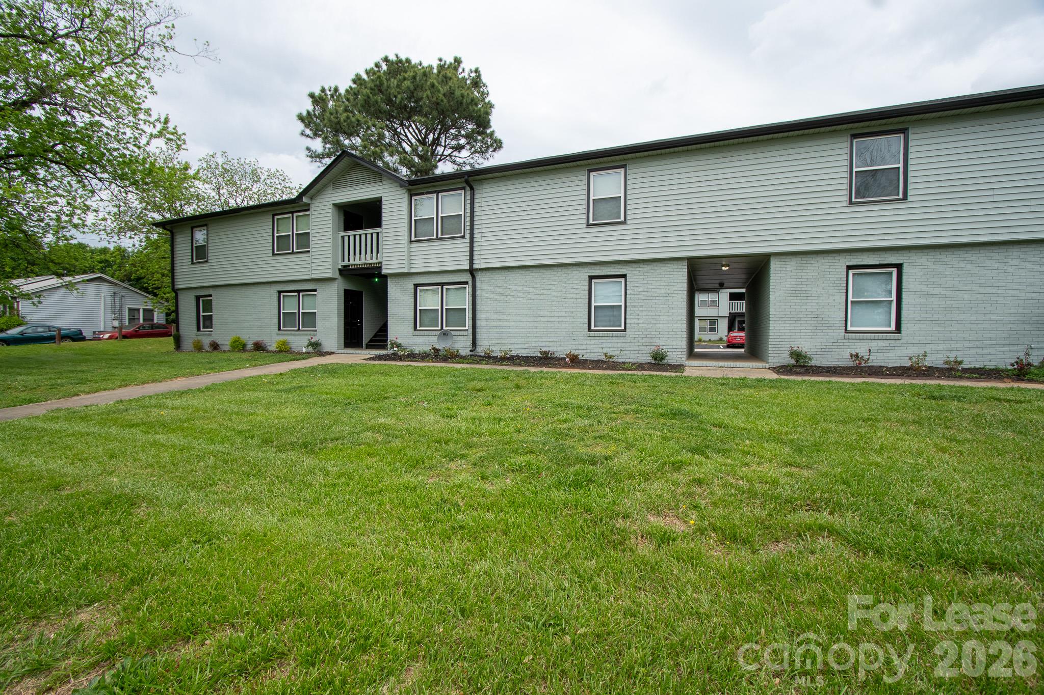 2600 Dalecrest Drive Unit a — photo