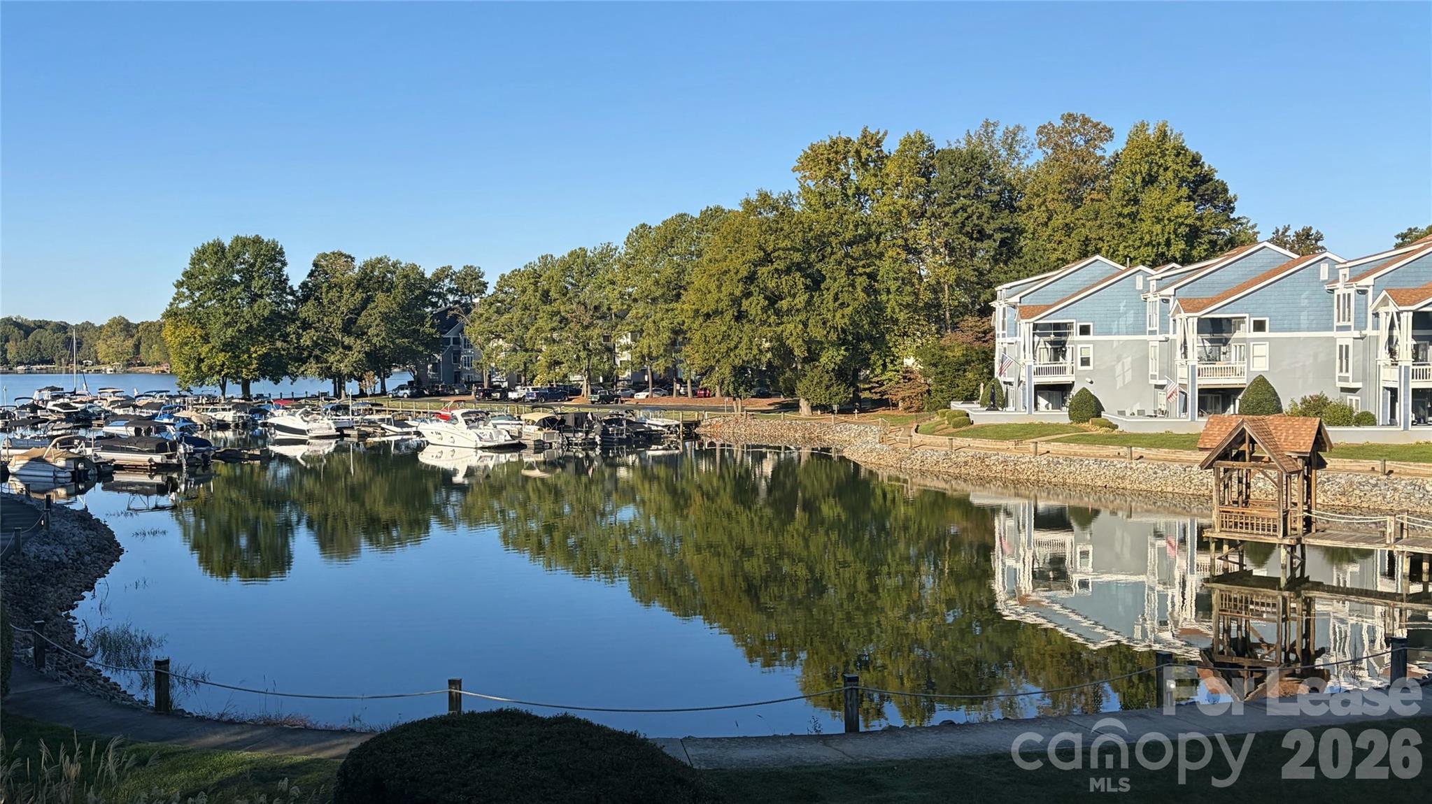 1138 Torrence Circle — photo