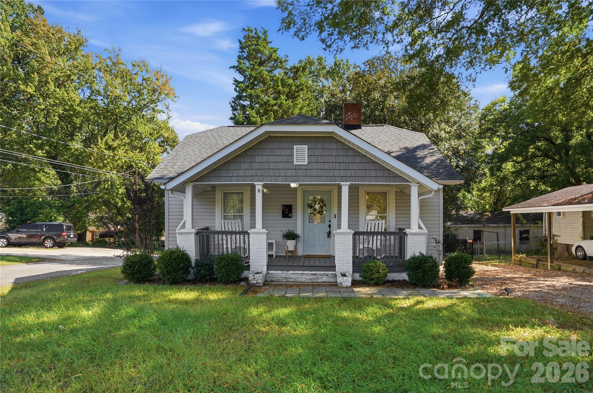 604 Fairview Street — photo